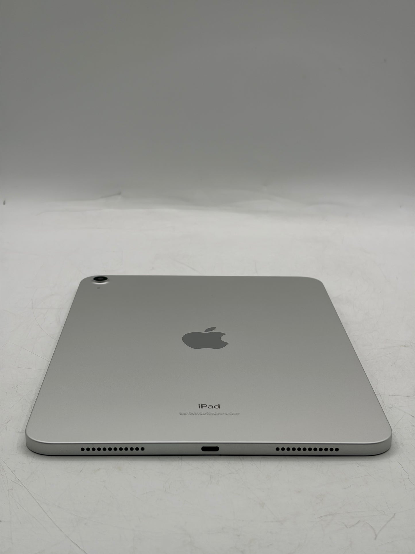 Wi‑Fi Only 2022 Apple iPad 10th Gen 64GB A2696 MPQ03LL/A 10.9" Tablet Silver