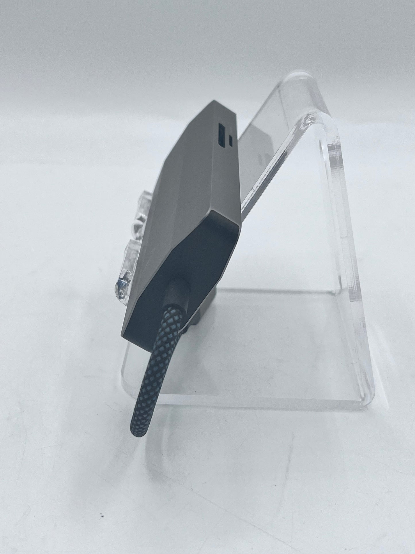Insignia 7 in One USB Adapter - Silver