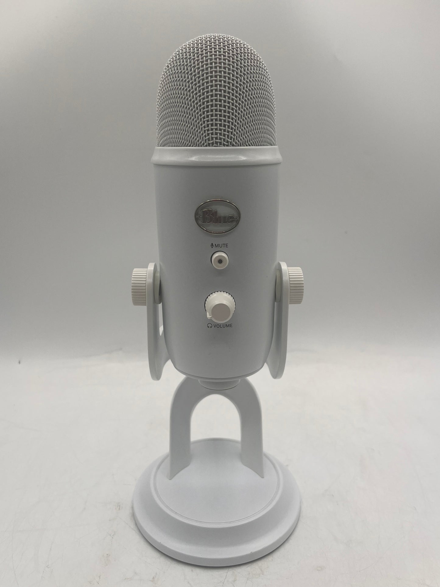 Blue Yeti A00132 Condenser Studio Microphone White