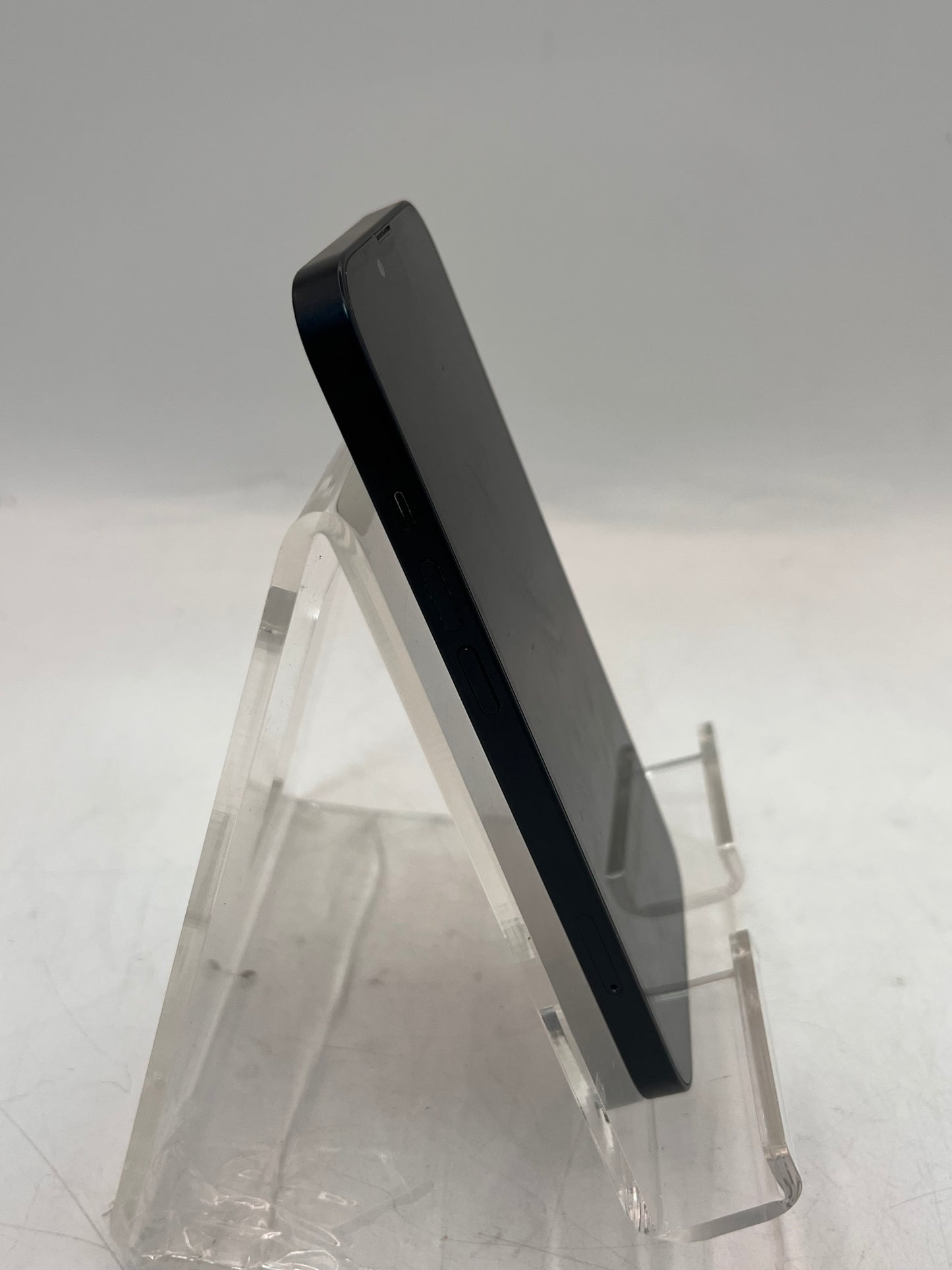 Apple iPhone 13 MLA23LL/A A2482 128GB Smart Phone  - Black 100% BATT