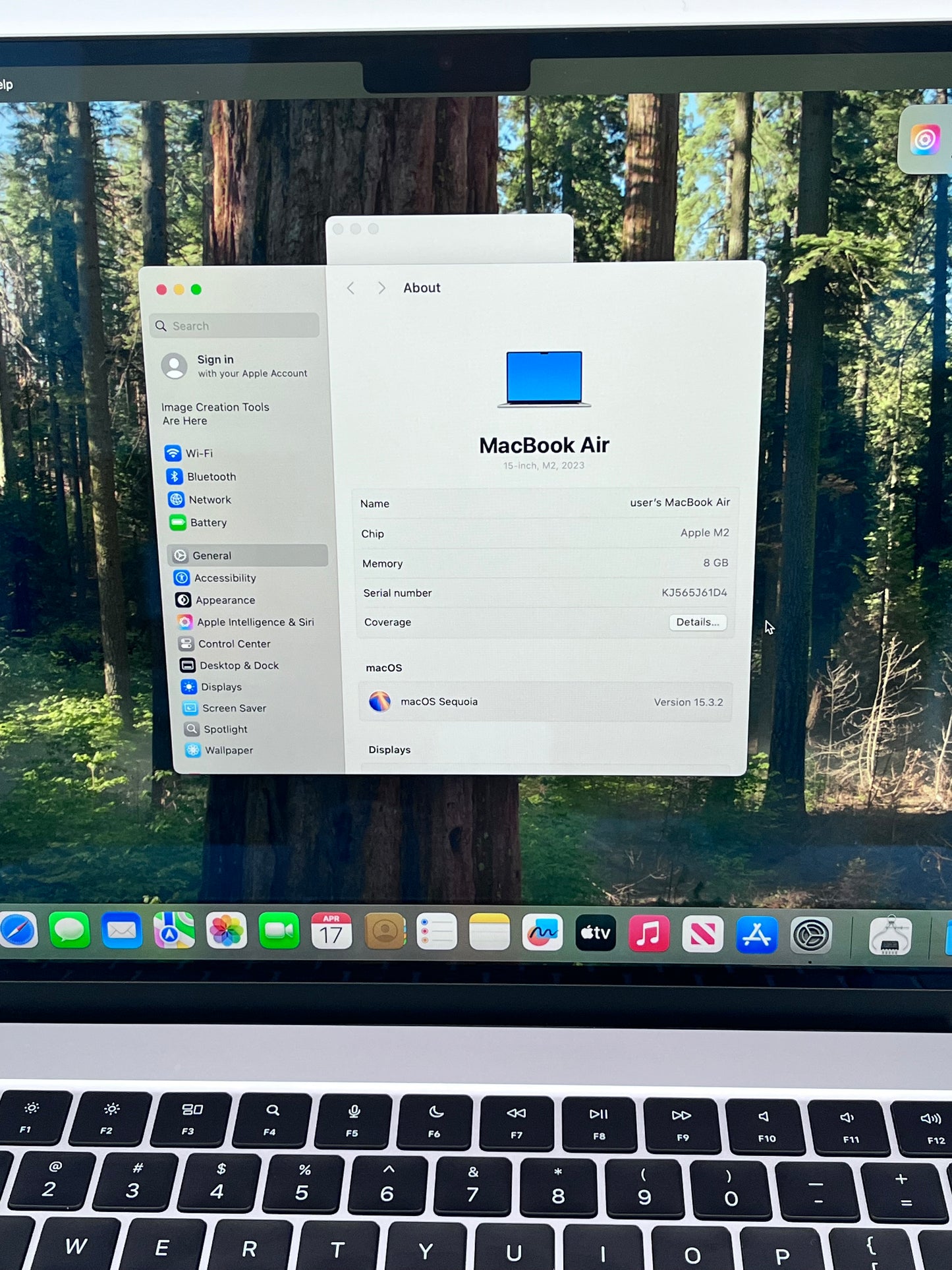 2023 Apple MacBook Air 15" (256GB SSD, M2, 8GB) Laptop - MQKP3LL/A Battery Cycle Count 55