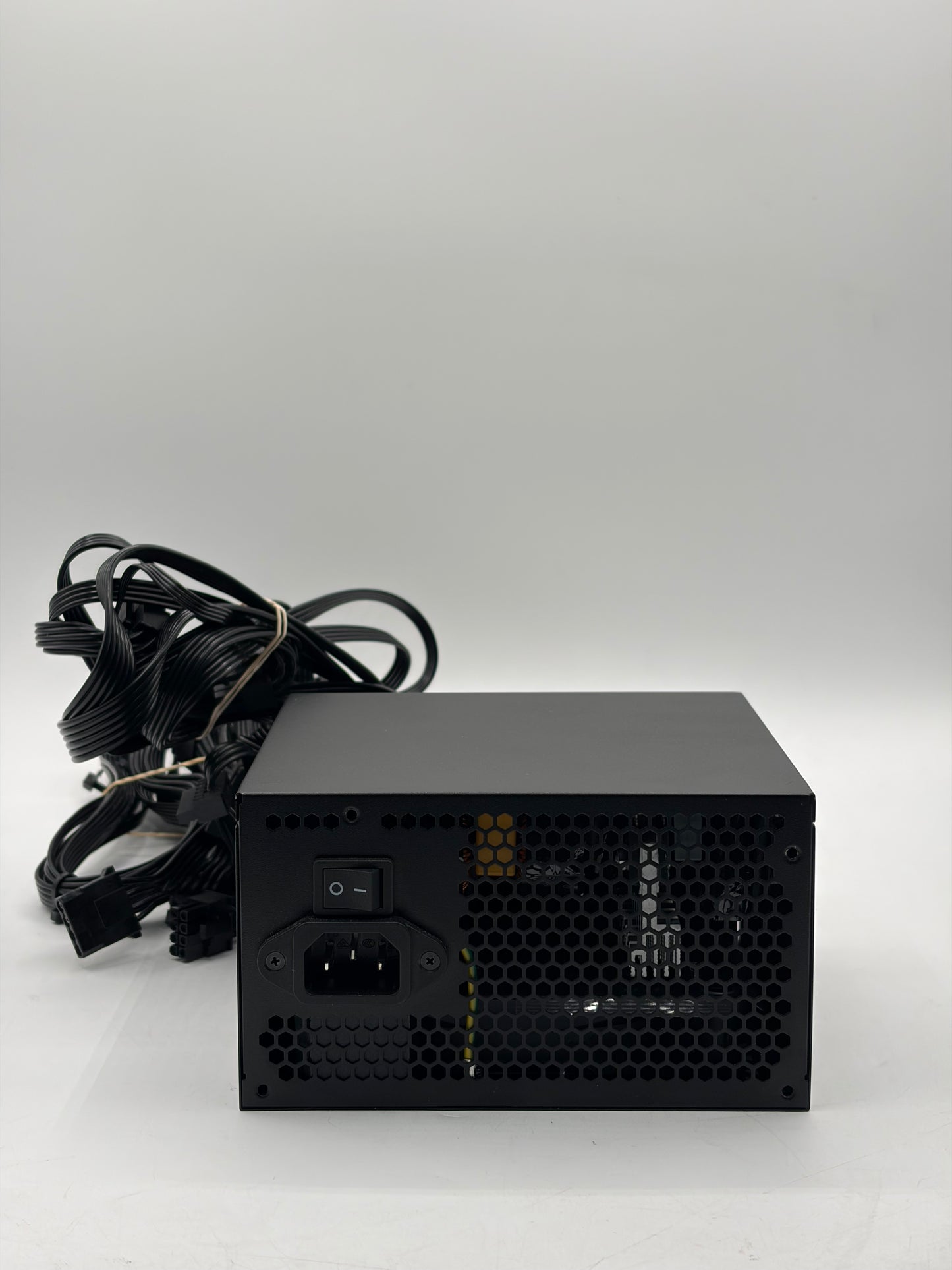 Raidmax 750AE 750W Computer Power Supply RX-750AE(SI)