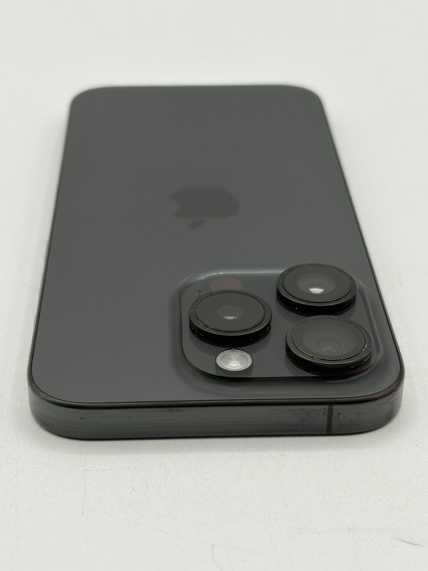 Unlocked Apple iPhone 15 Pro 128GB A2848 MTQM3LL/A Space Gray 88% Battery Health