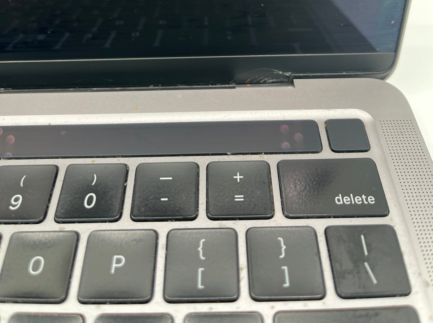 Apple MacBook Pro M1 A2338 2020 13" 256GB 8GB - Space Gray READ