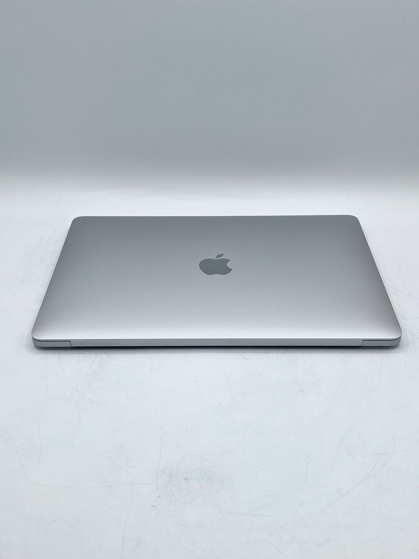 Apple MacBook Pro 2019 A2159 13in Core i5 1.4 GHz 8GB RAM 256GB SSD MXK62LL/A Excellent Condition