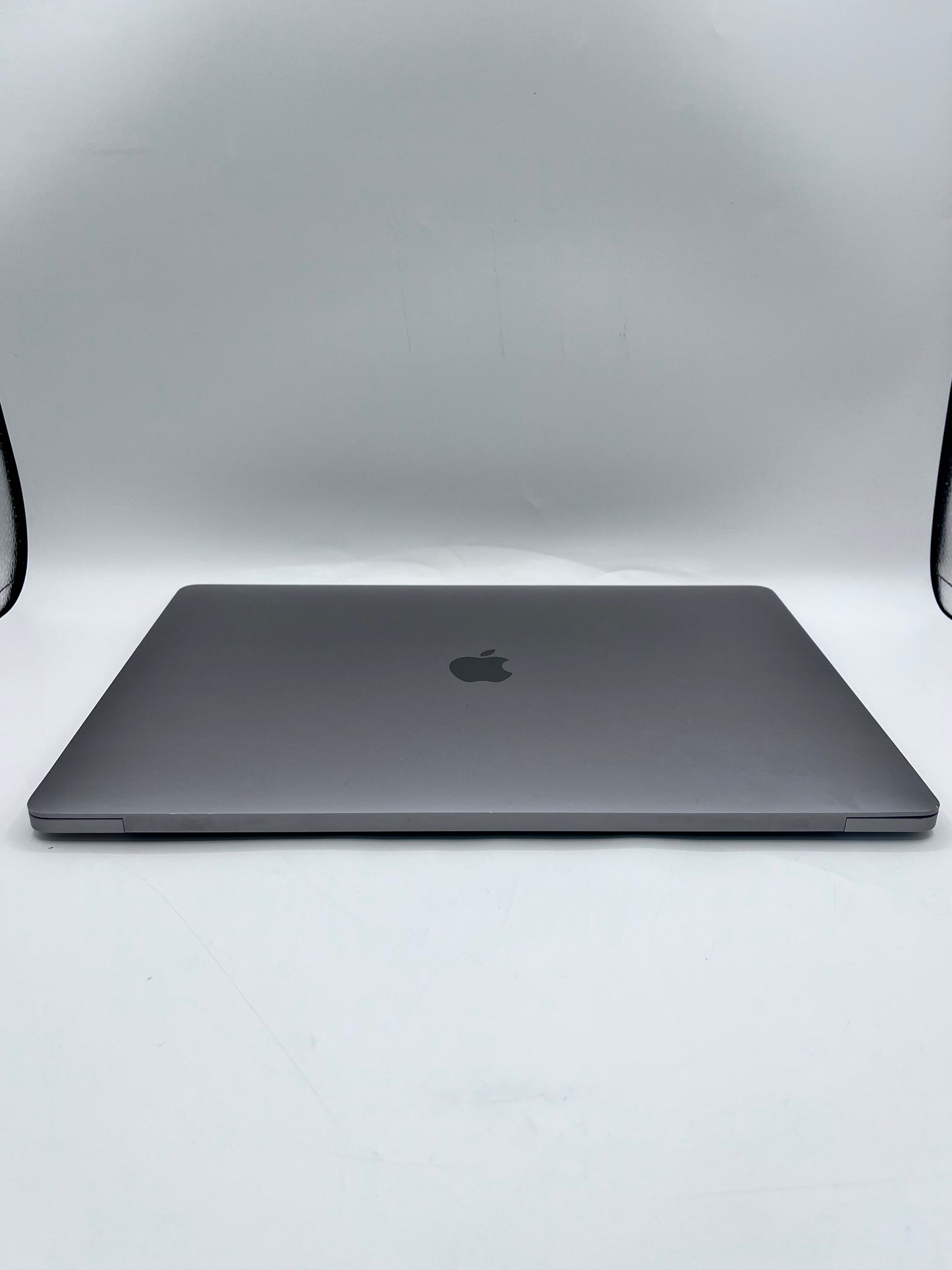 Apple MacBook Pro 16" A2141 2019 - Space Gray