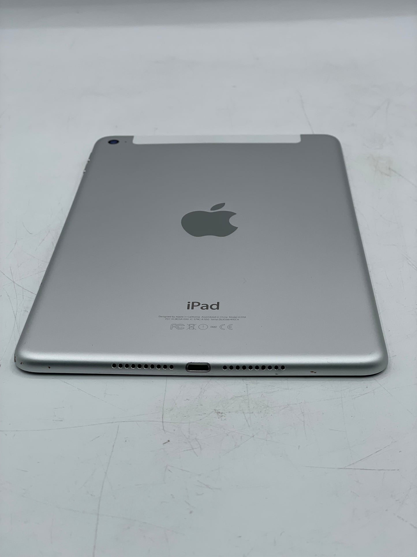 Apple iPad Mini 4th Gen (A1538) 32GB Unlocked Silver - Used, Great Condition!
