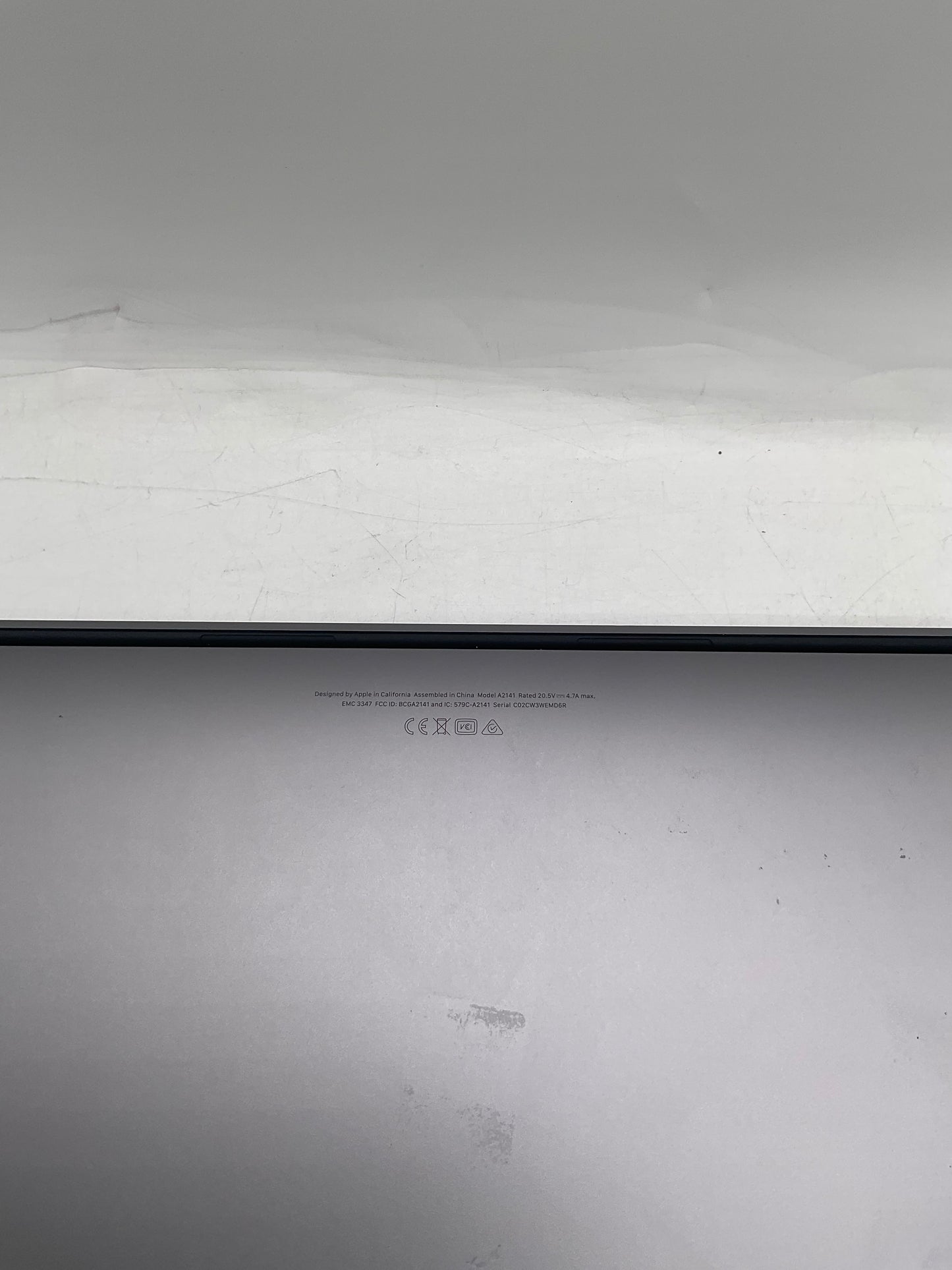 2019 Apple MacBook Pro 16" A2141 2.3GHz Core i9 16GB RAM 512GB SSD Silver