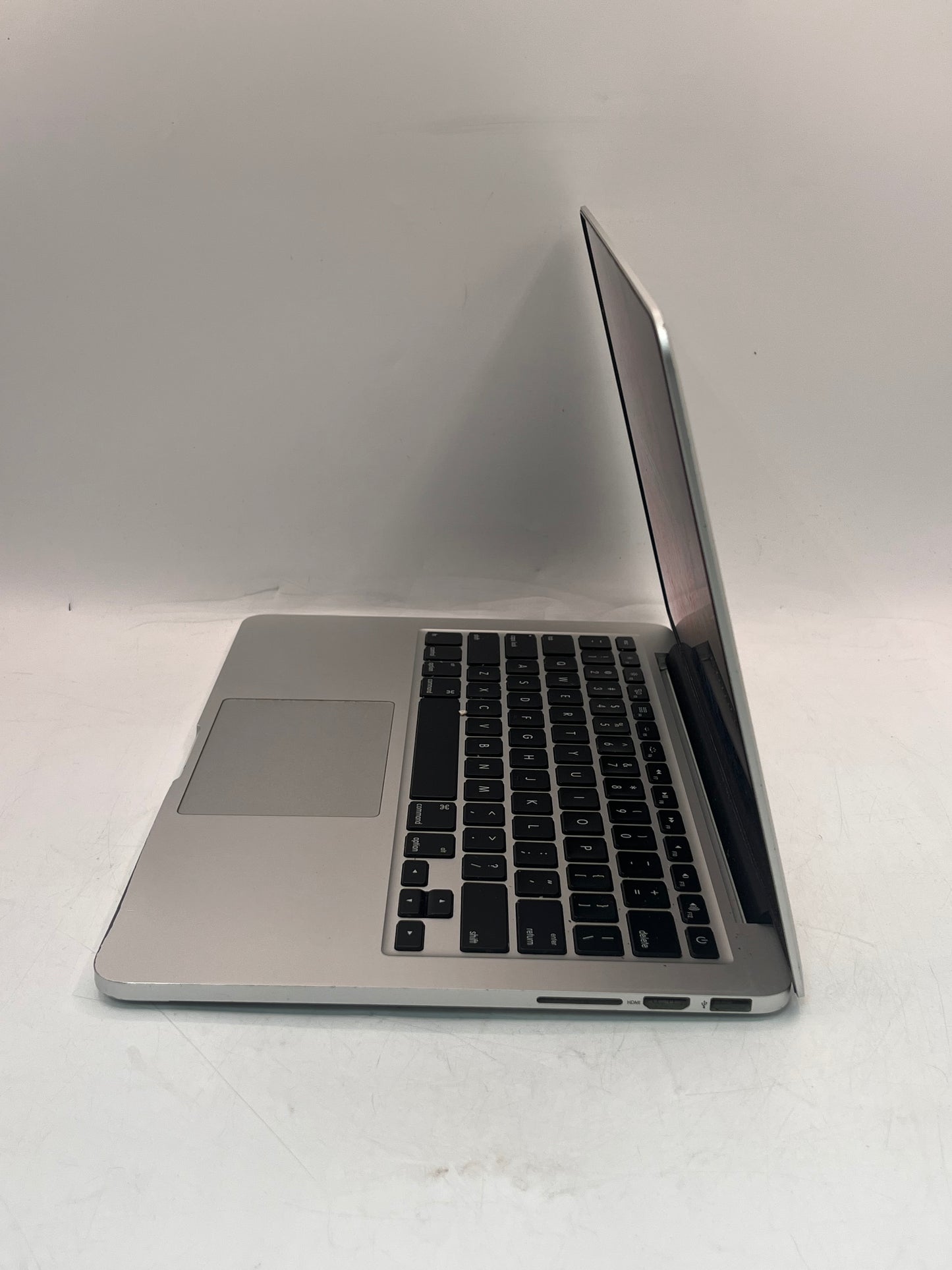 2015 Apple MacBook Pro 13" A1502 Core i5 8GB 256GB Silver - BAD BATT & NO OS