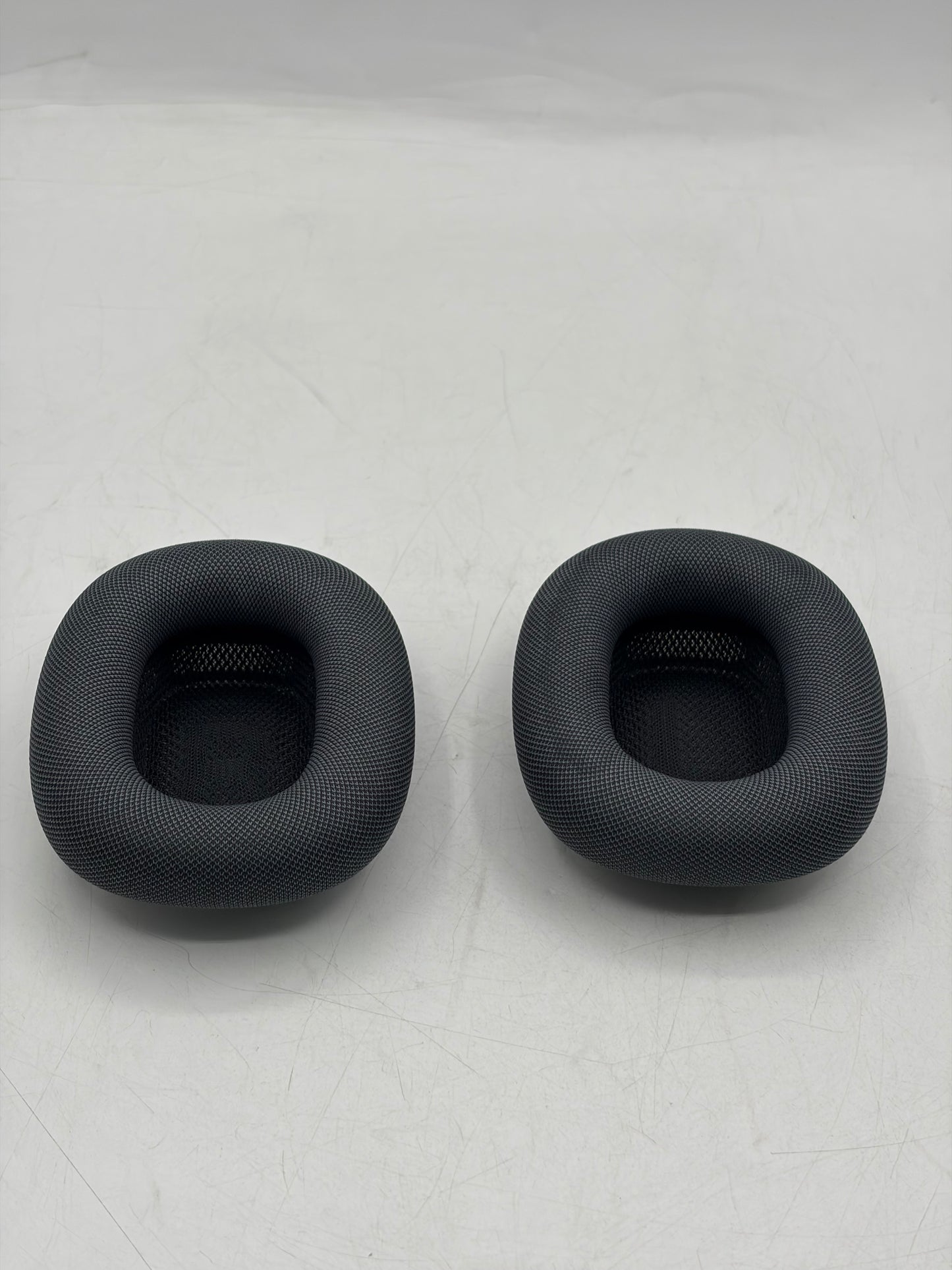 2024 Apple AirPods Max A3184 (USB-C) Wireless Headphones - Midnight NEAR MINT