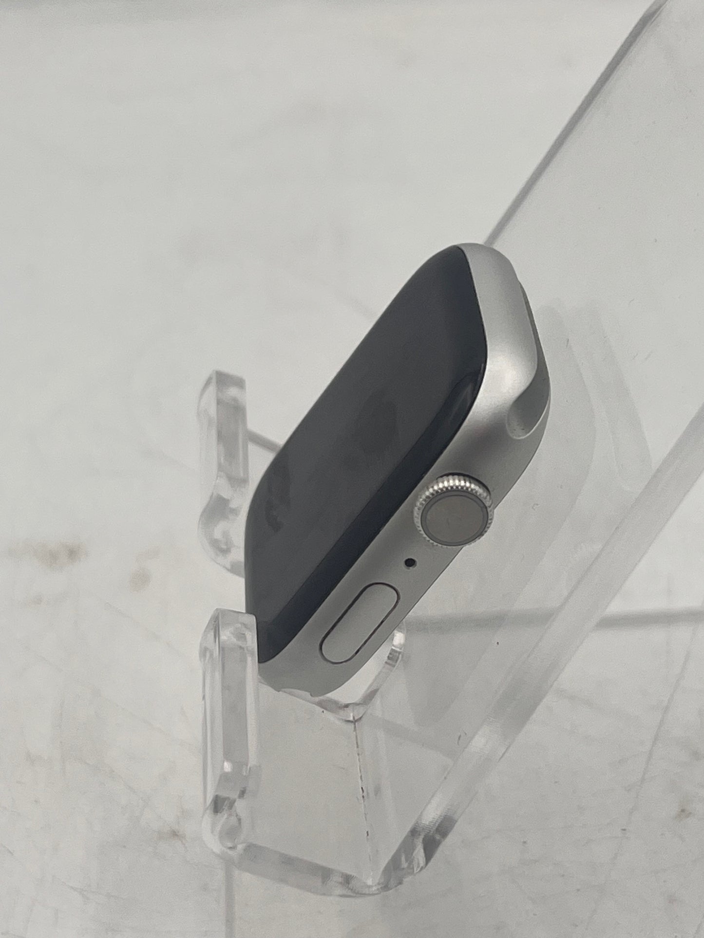 Apple Watch Series 8 GPS A2771 (2022) 45mm Aluminum Silver Smart Watch