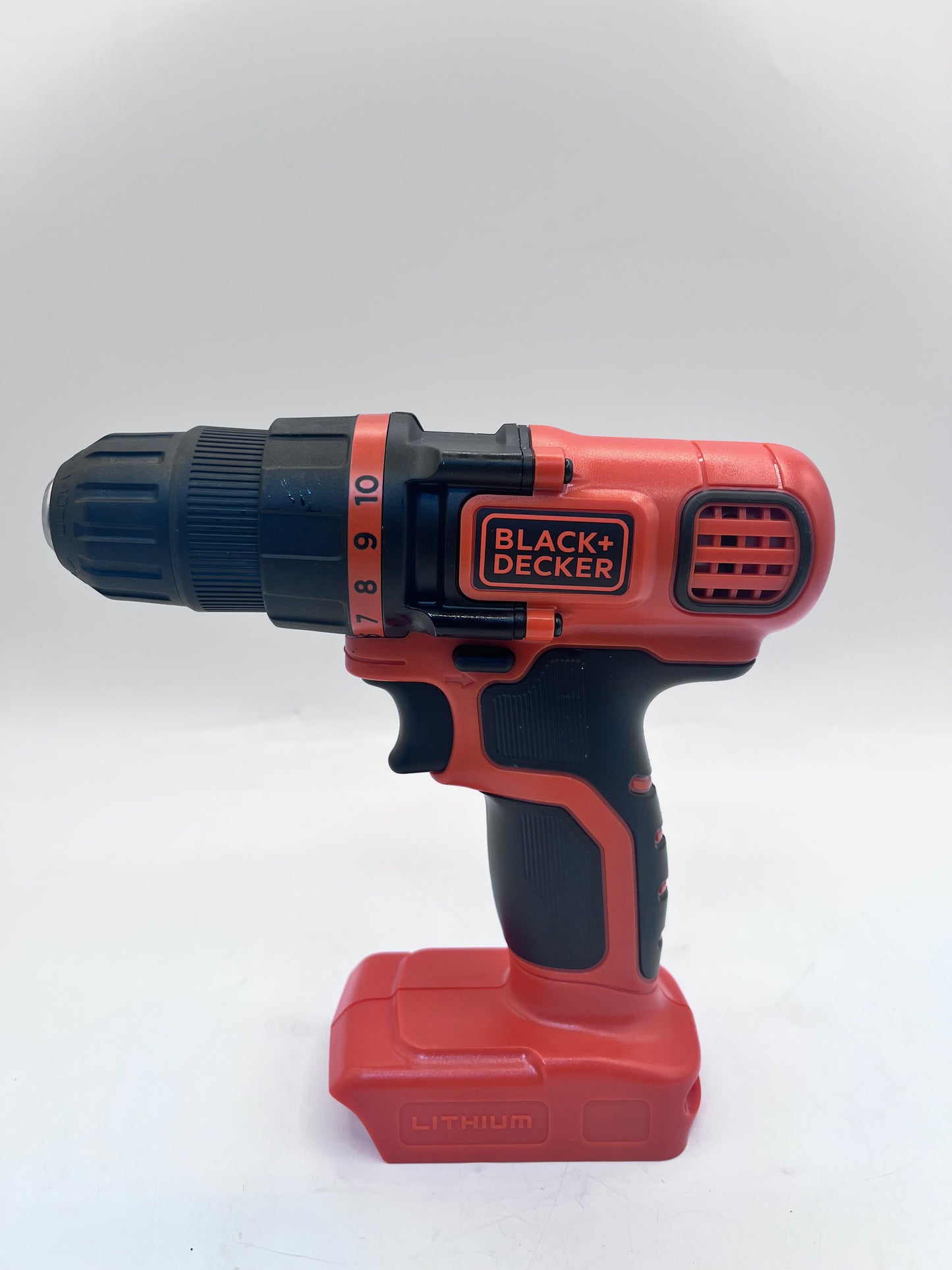 Black and Decker BLACK+DECKER D4KITCDCRL 20V MAX 4-Tool Lithium Cordless Combo