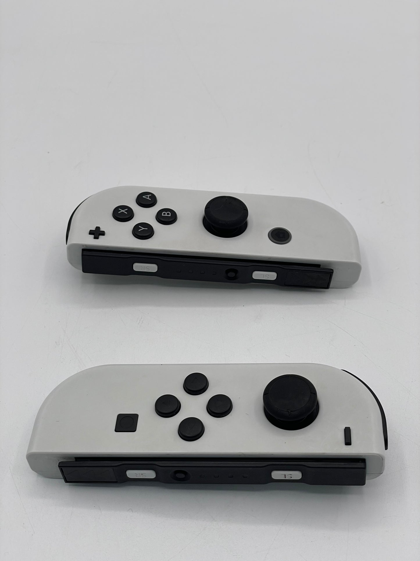 Nintendo Switch OLED Model HEG-001 Handheld Video Game Console - 64GB - White