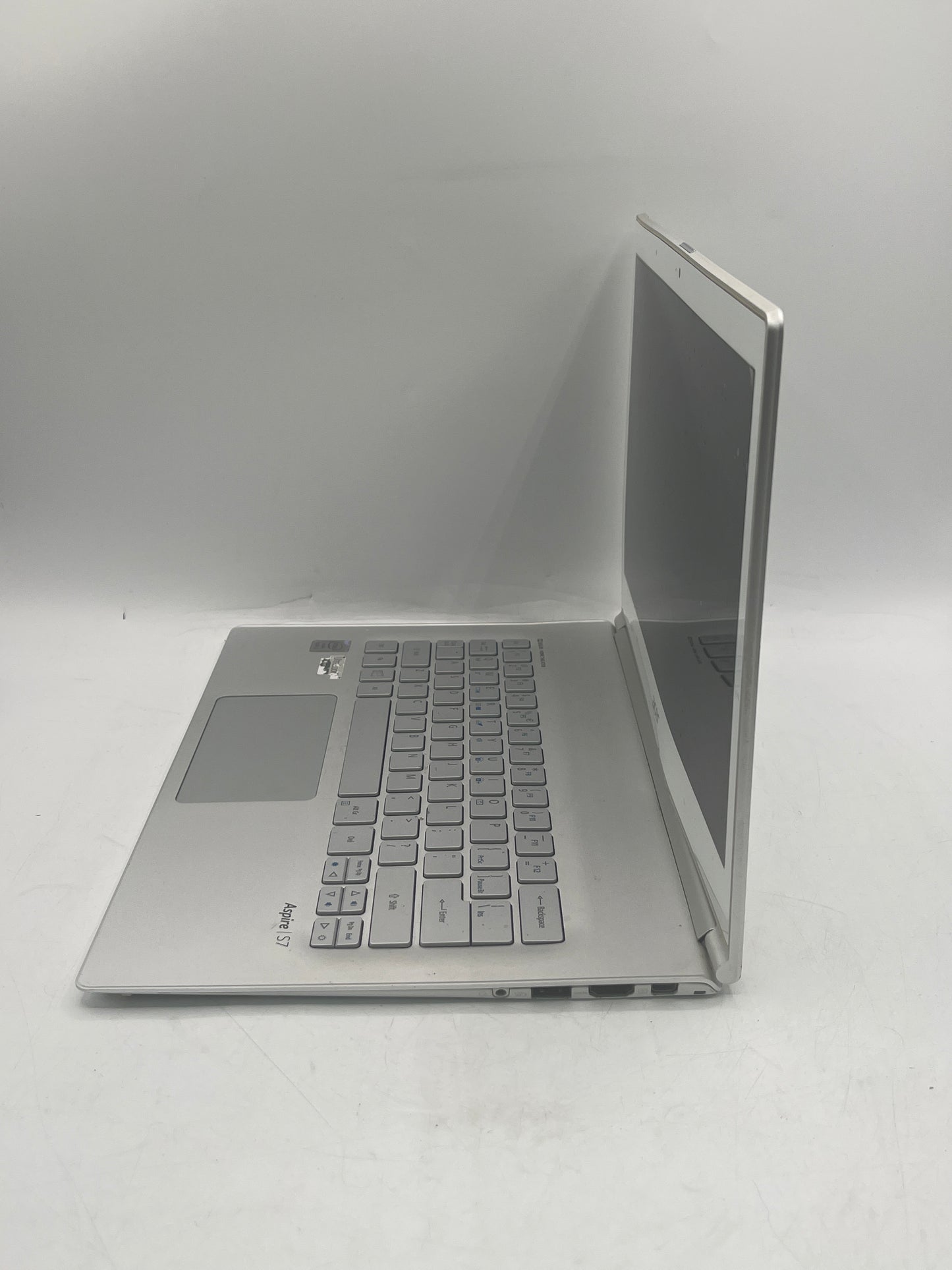 Acer Aspire S7-392-9890 MS2364 13.3" Core i7 8GB 256GB Laptop - White
