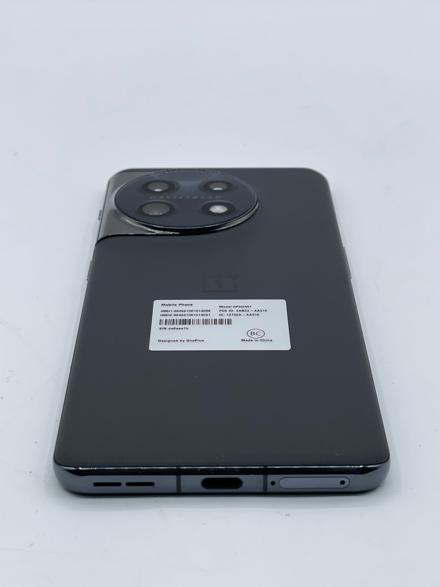 Unlocked OnePlus 11 - 256GB - CPH2451 - Black Smartphone