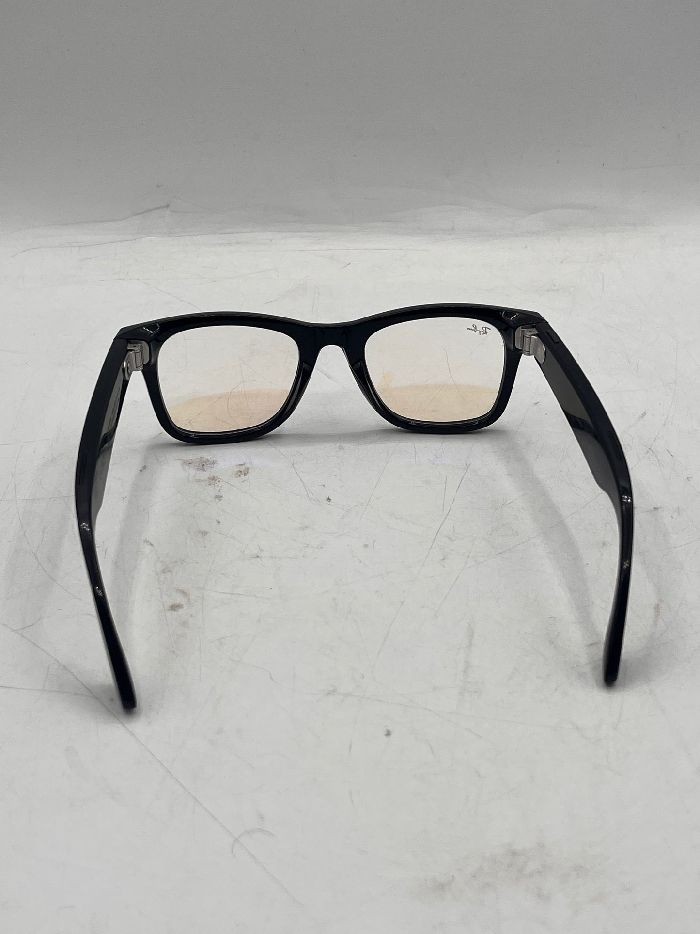 META Ray-Ban Meta Wayfarer Gen 1 Matte Black Transitions RW4008 Smart Glasses