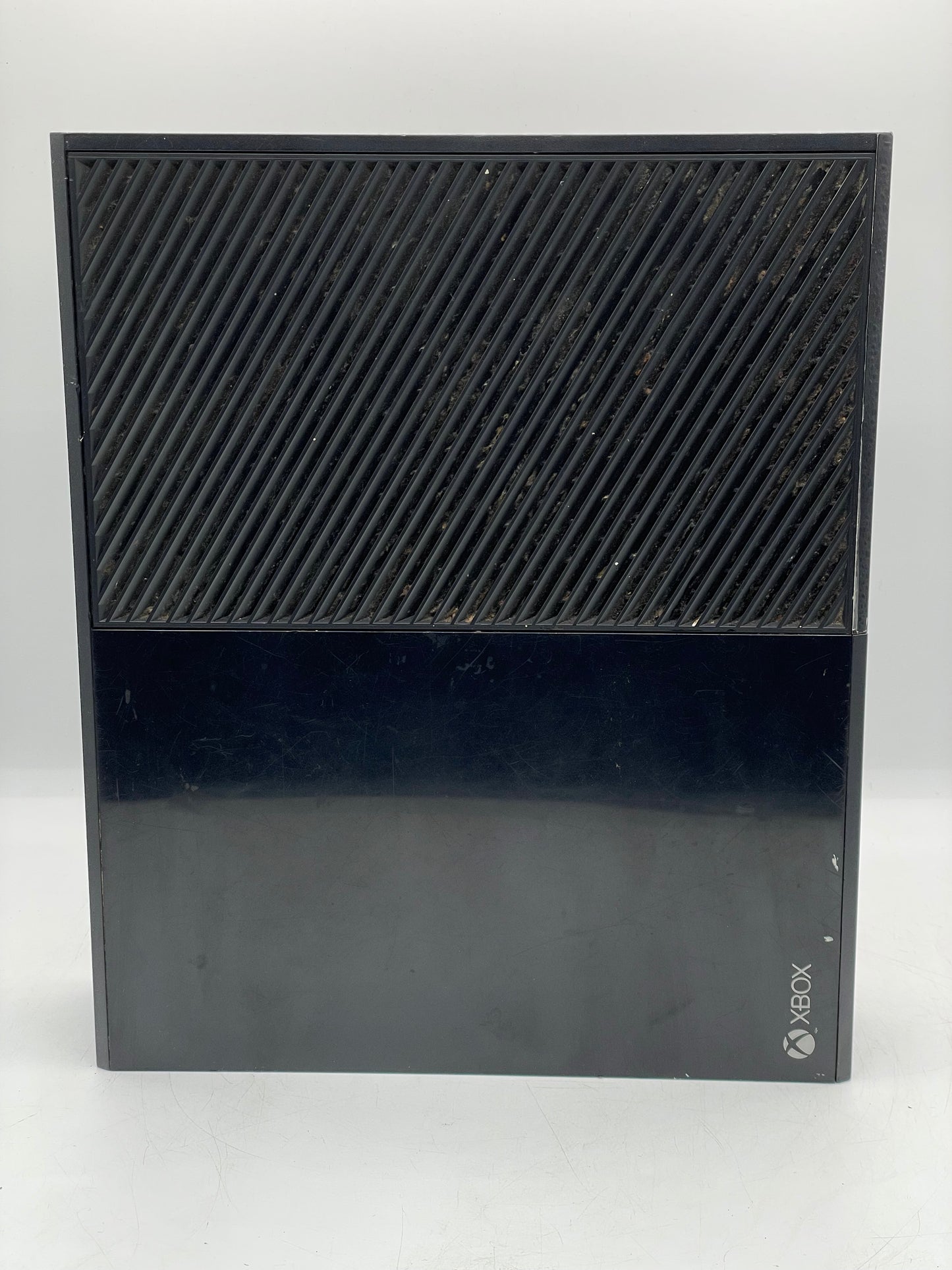 Microsoft Xbox One (Model: 1540) - Used - 500GB - Free Shipping
