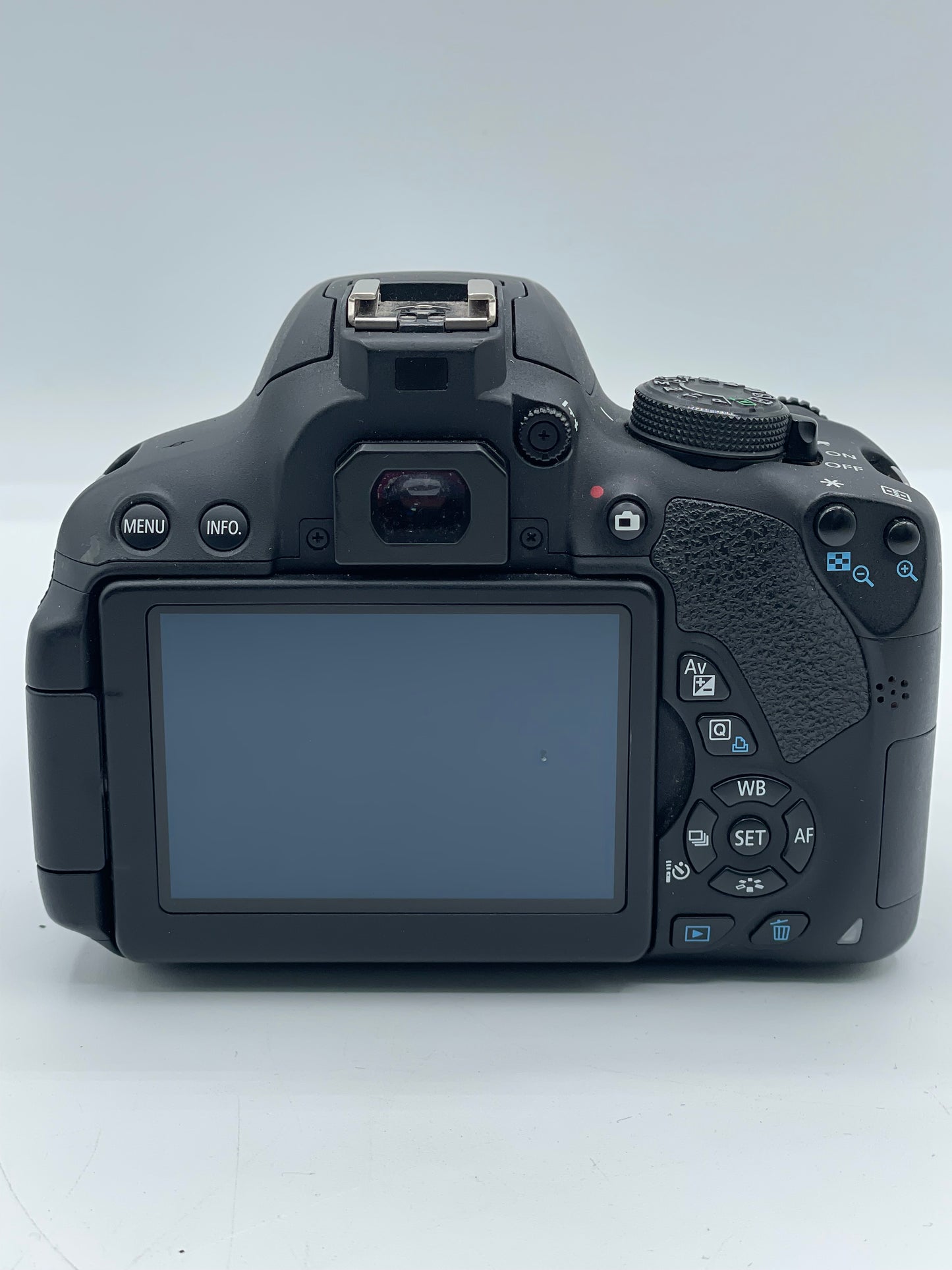 Canon EOS Rebel T5i 18.0MP DSLR Camera w/18-55mm Lens