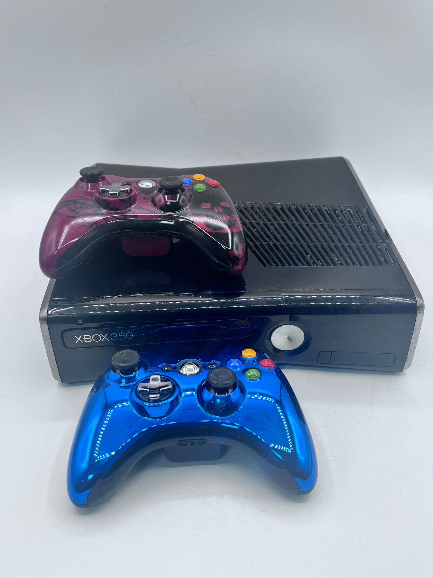 Microsoft Xbox 360 S 1439 Video Game System 250GB Black