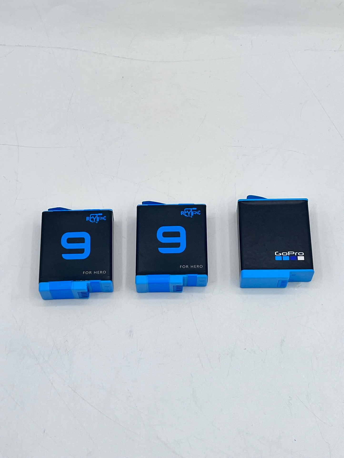 GoPro HERO9 5kAction Camera w/ 3 batteries Tested Free shipping - Black