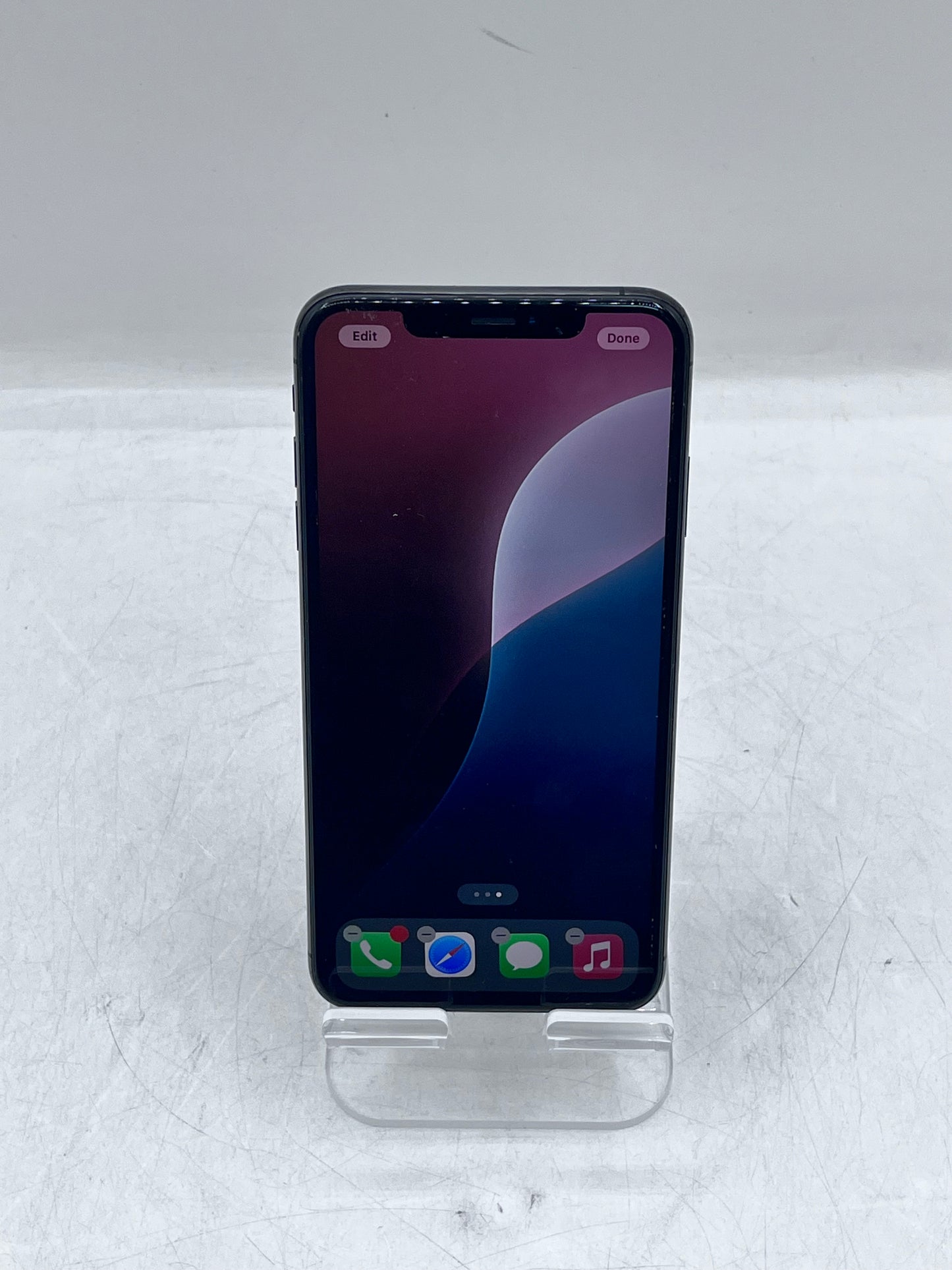 Unlocked Apple iPhone XS Max 64GB Space Gray A1921 MT6F2LL/A