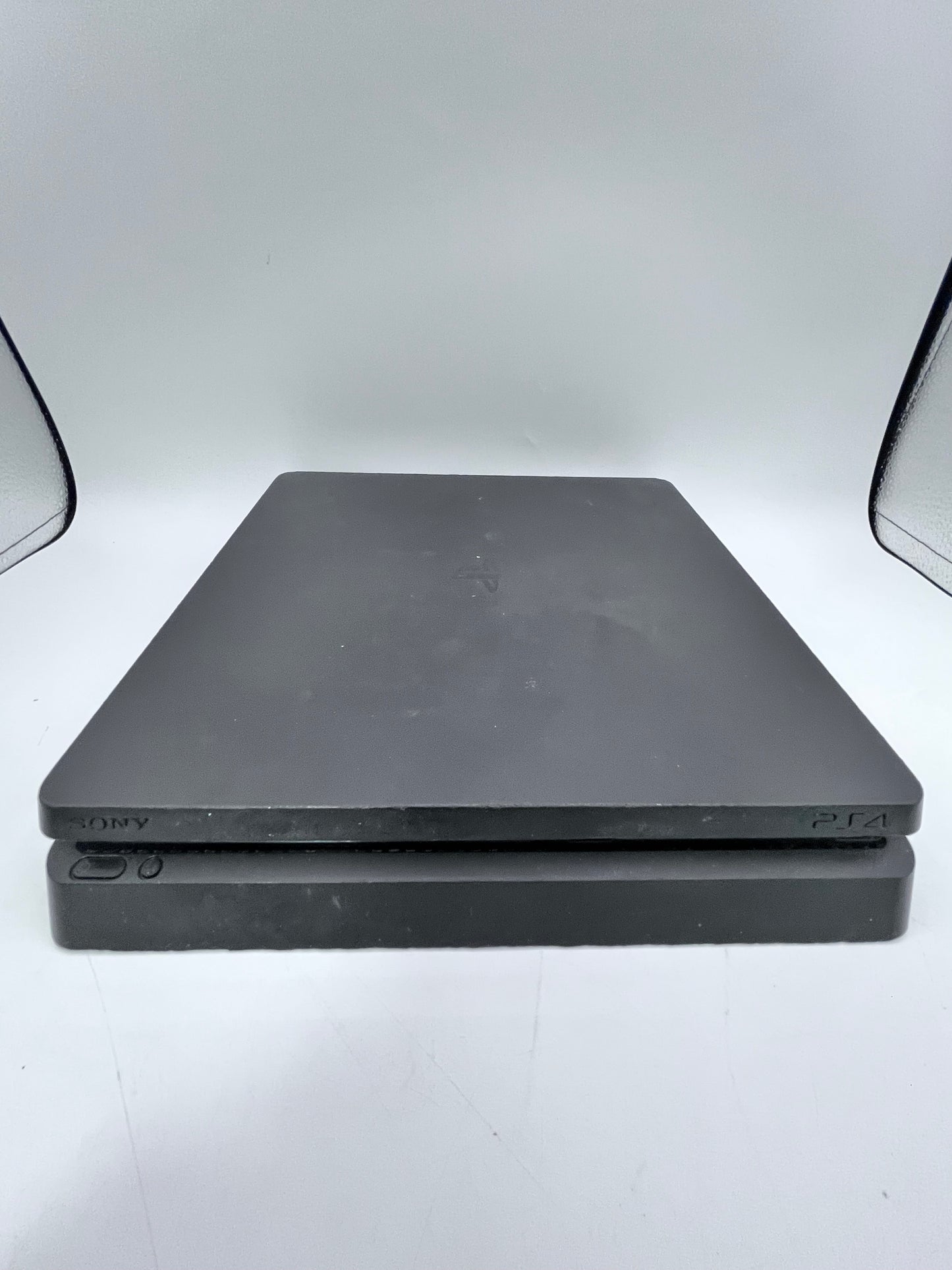 Sony CUH-2215B PS4 Slim 1TB - Black READ
