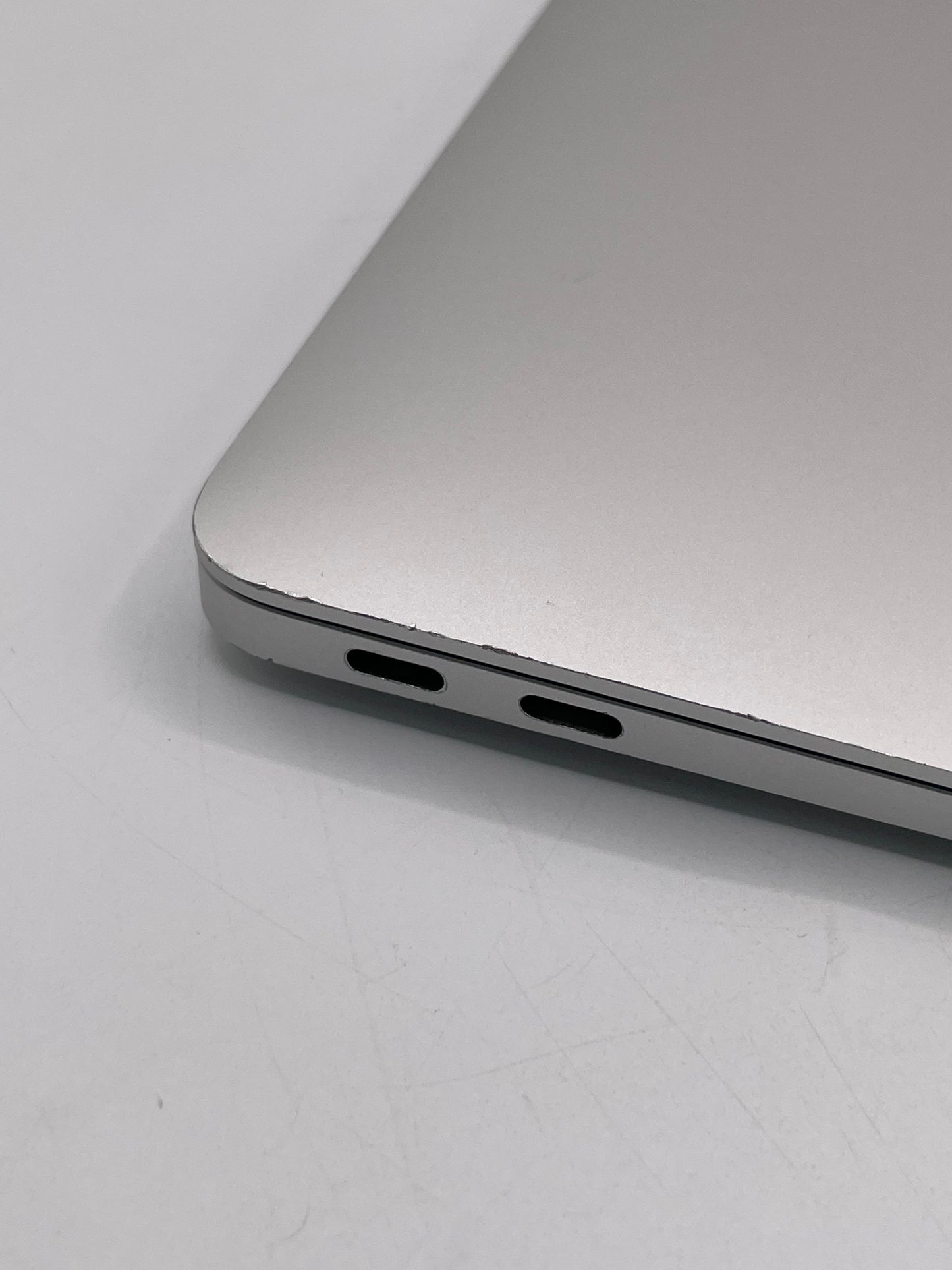 2020 Apple MacBook Air 13.3" M1 7C 8GB 128GB A2337 REMOTELY MANAGED