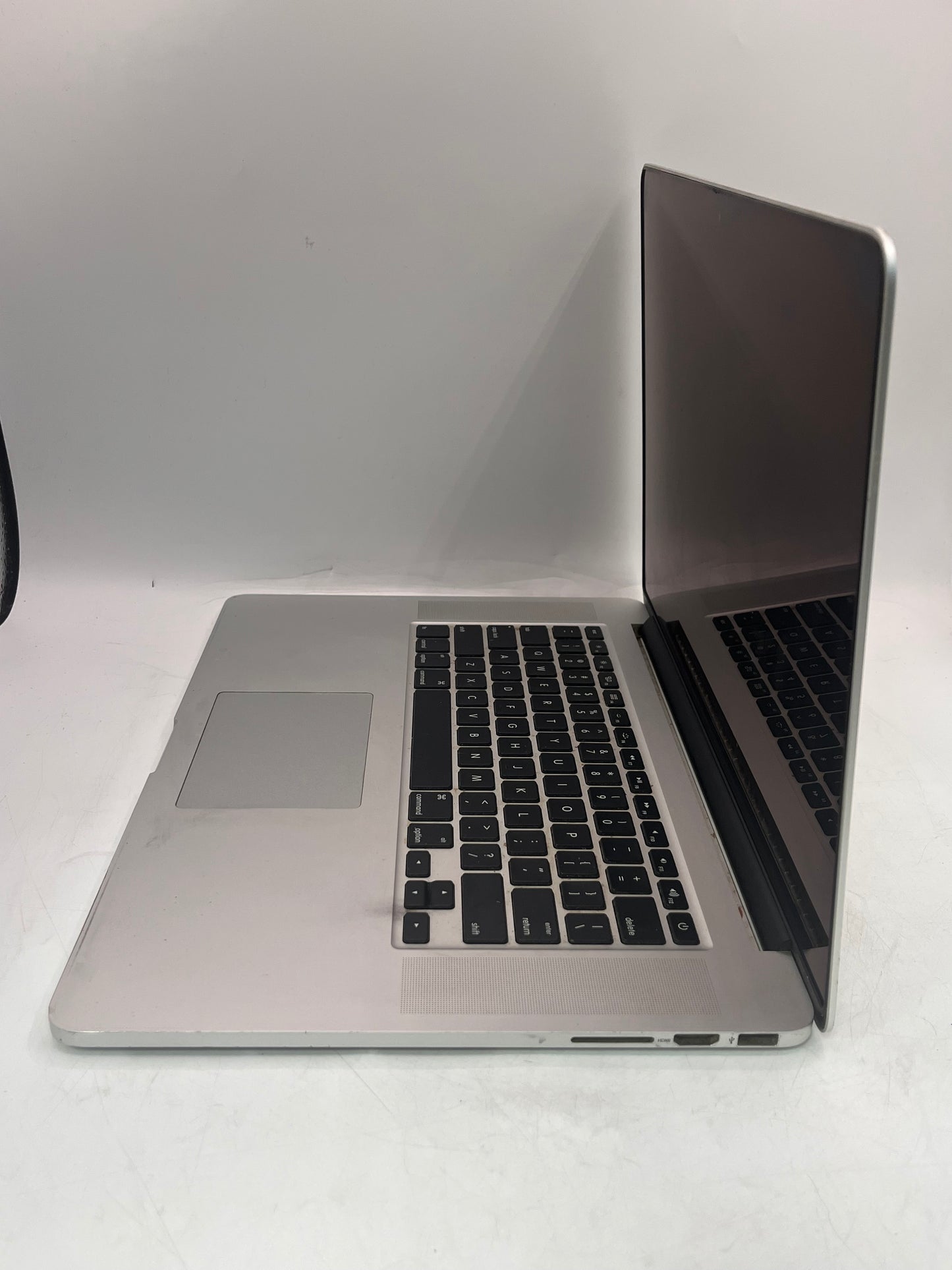 Apple MacBook Pro 15" A1398 2014 Core i7 16GB 512GB Silver