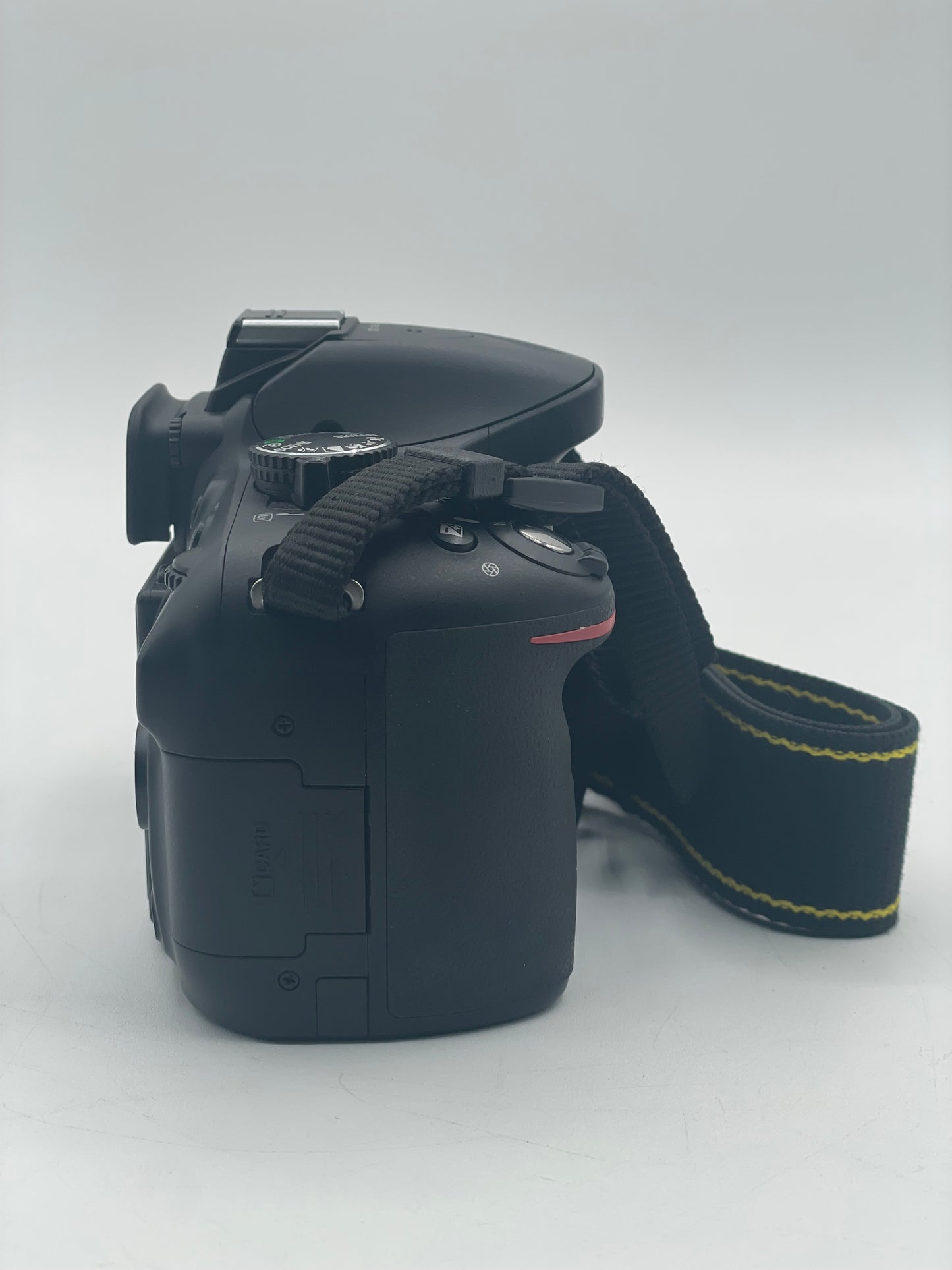 Nikon D5200 24.1MP Digital SLR Camera Body & AF-S NIKKOR 18-55MM Lens TESTED