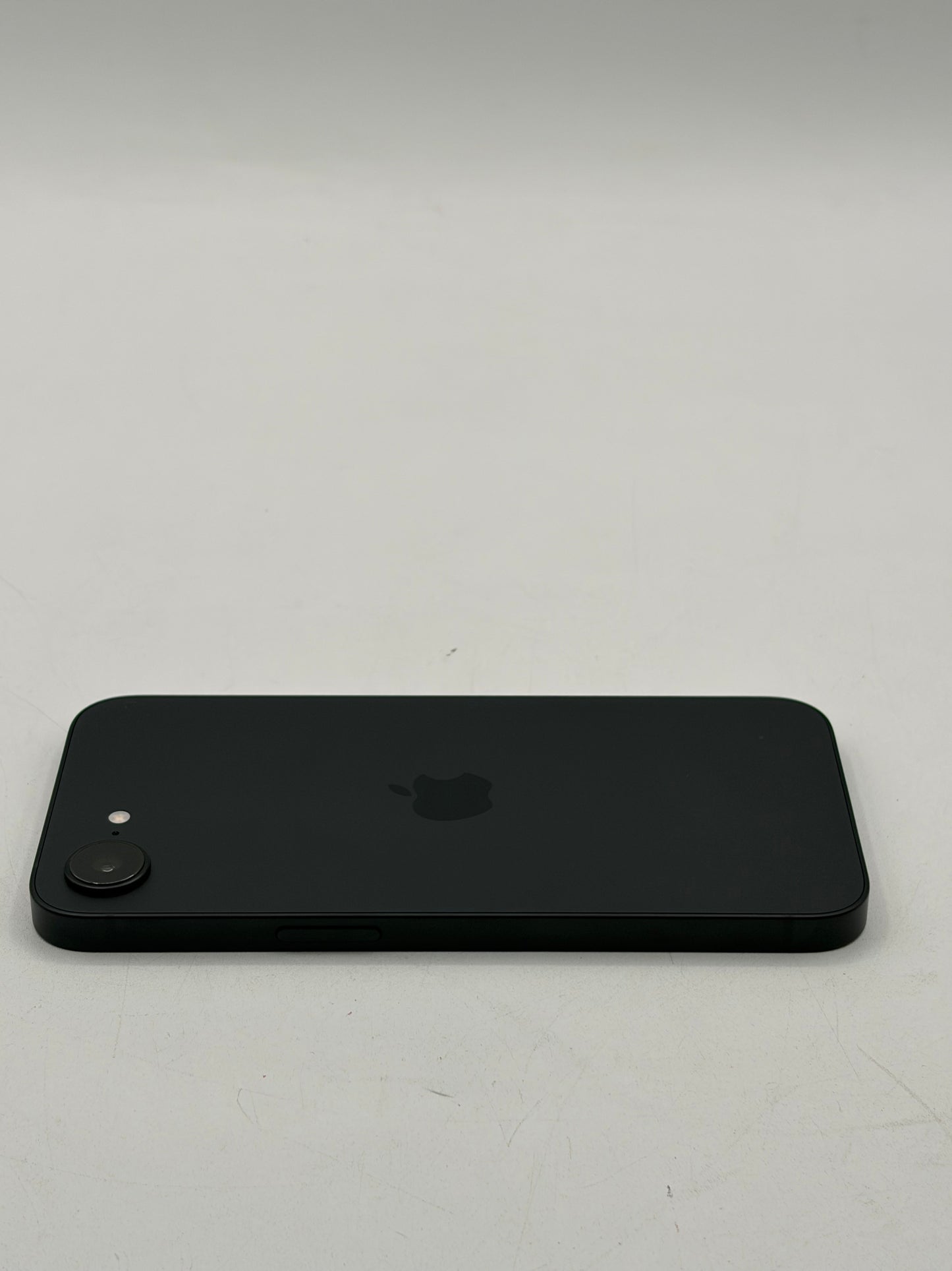 Verizon Only Apple iPhone 17e 256GB A3575 MHRN4LL/A Black 100% Battery Near Mint