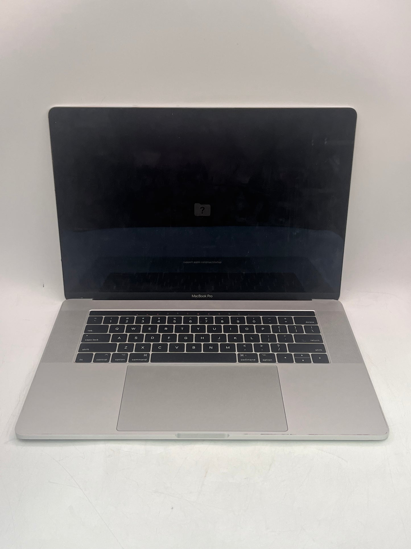 2017 Apple MacBook Pro 15" A1707 16GB 256GB Core i7 NO OS