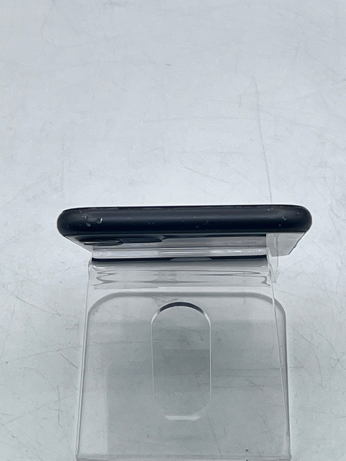 Apple iPhone 11 A2111 - 64GB - Unlocked - Black - Used