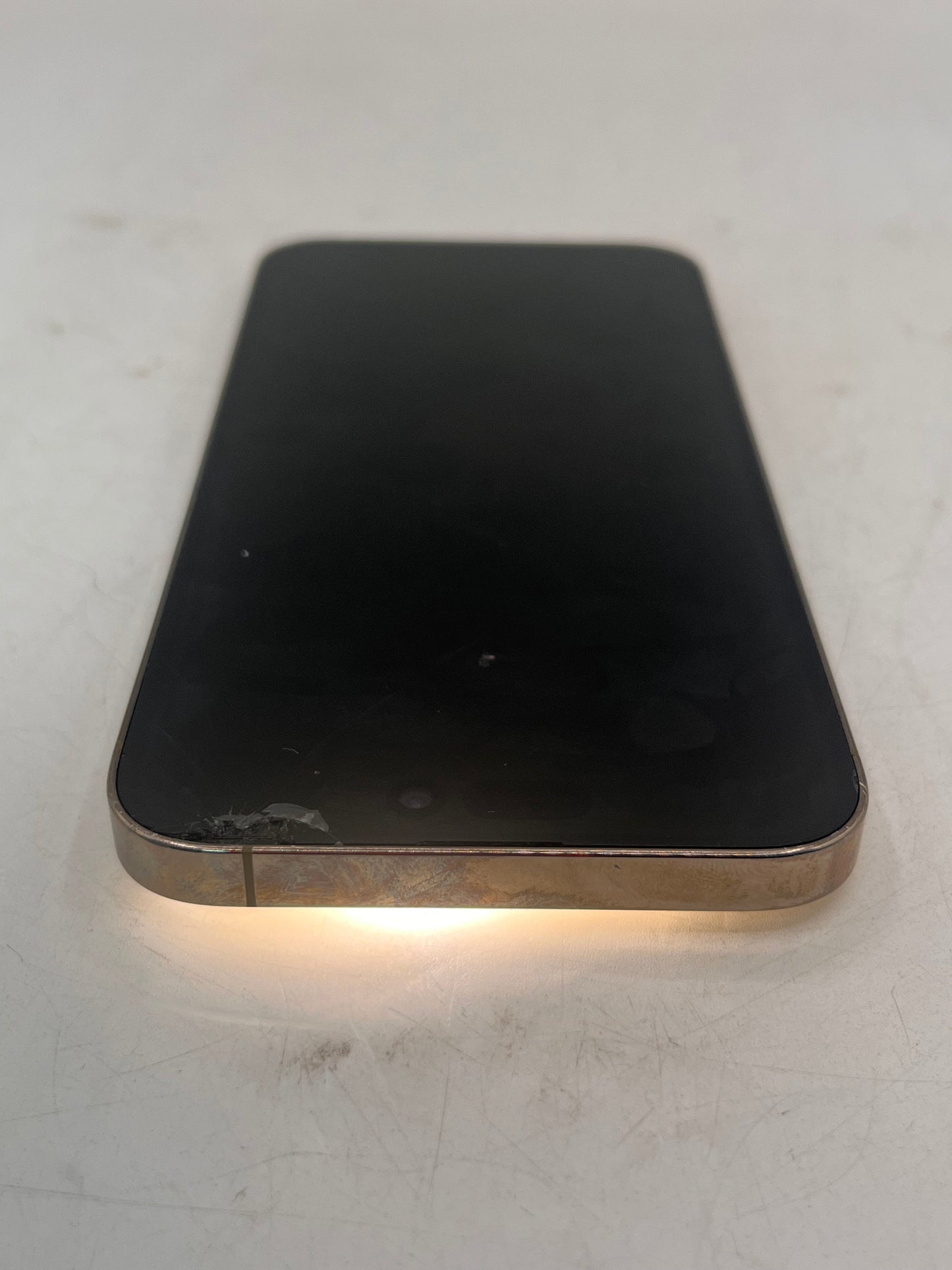 Unlocked Apple iPhone 14 Pro Max A2651 256GB Smart Phone Gold Black Screen