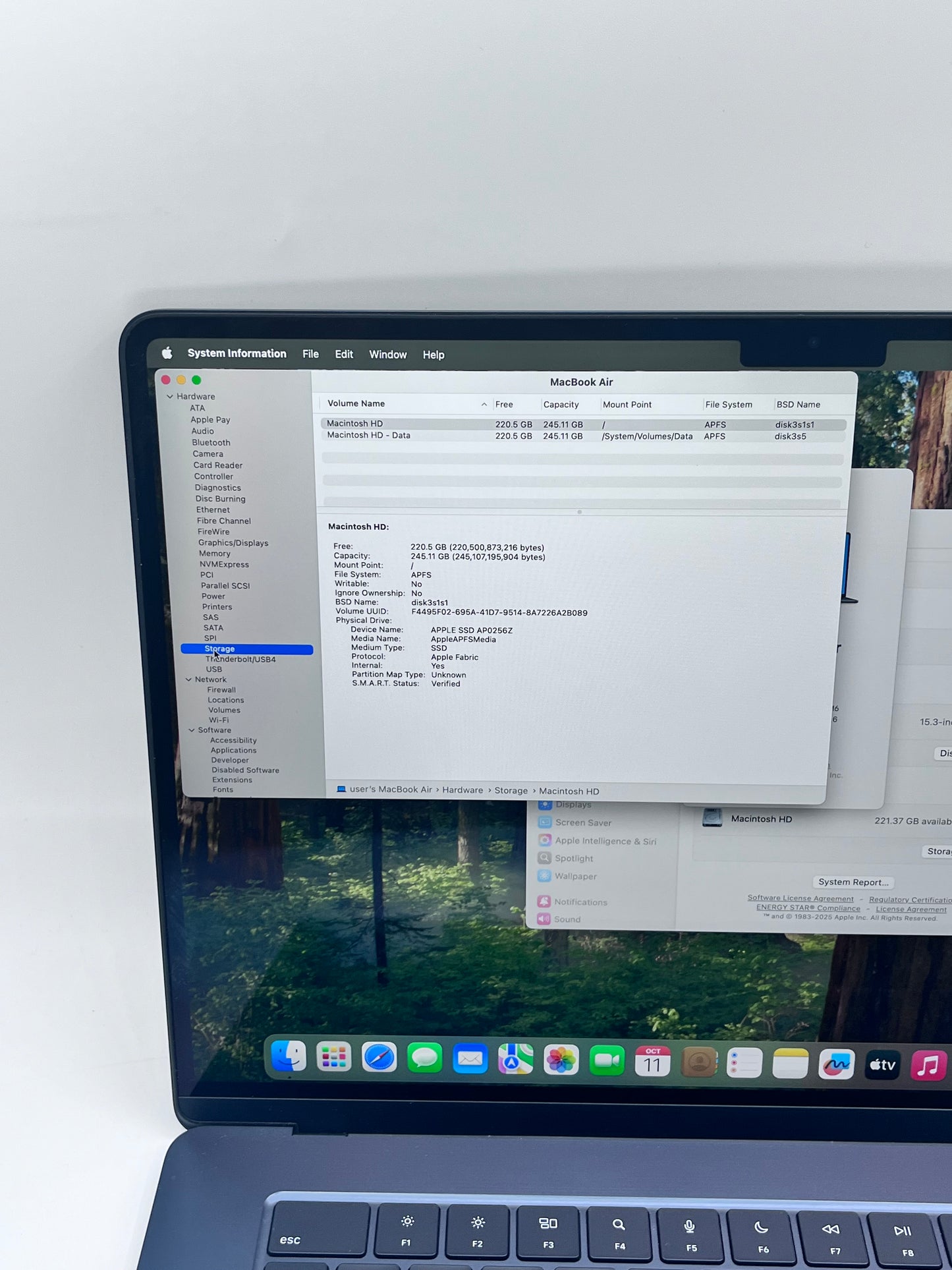 Apple MacBook Air 15" M3 chip 8GB 256GB Midnight MRYU3LL/A 2024 9 Cycle Count!