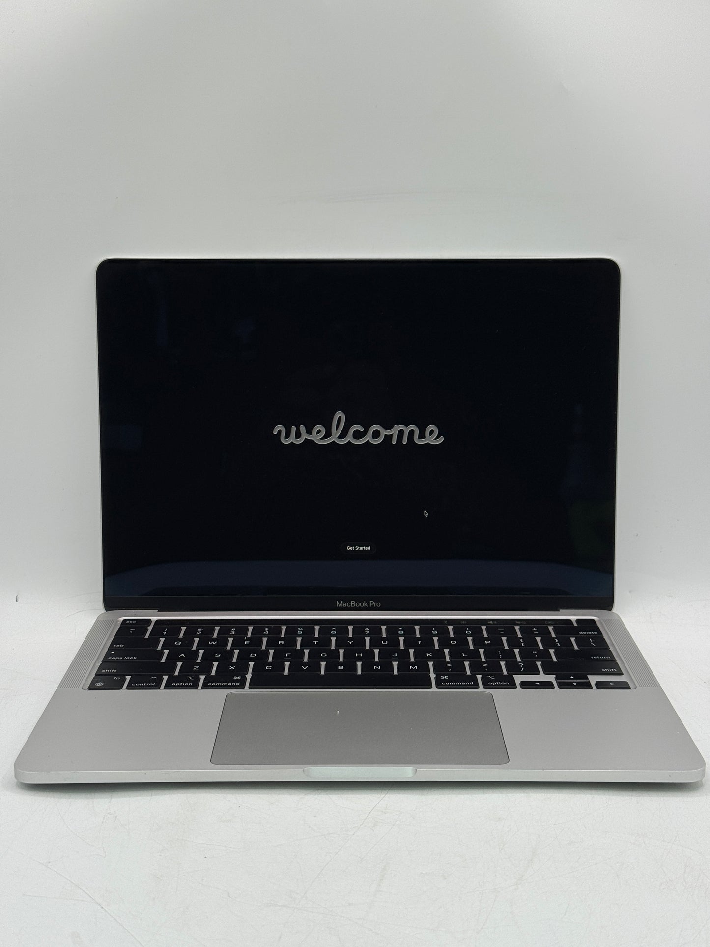 2020 Apple MacBook Pro 13.3" M1 8C GPU 3.2GHz 8GB RAM 512GB SSD A2338