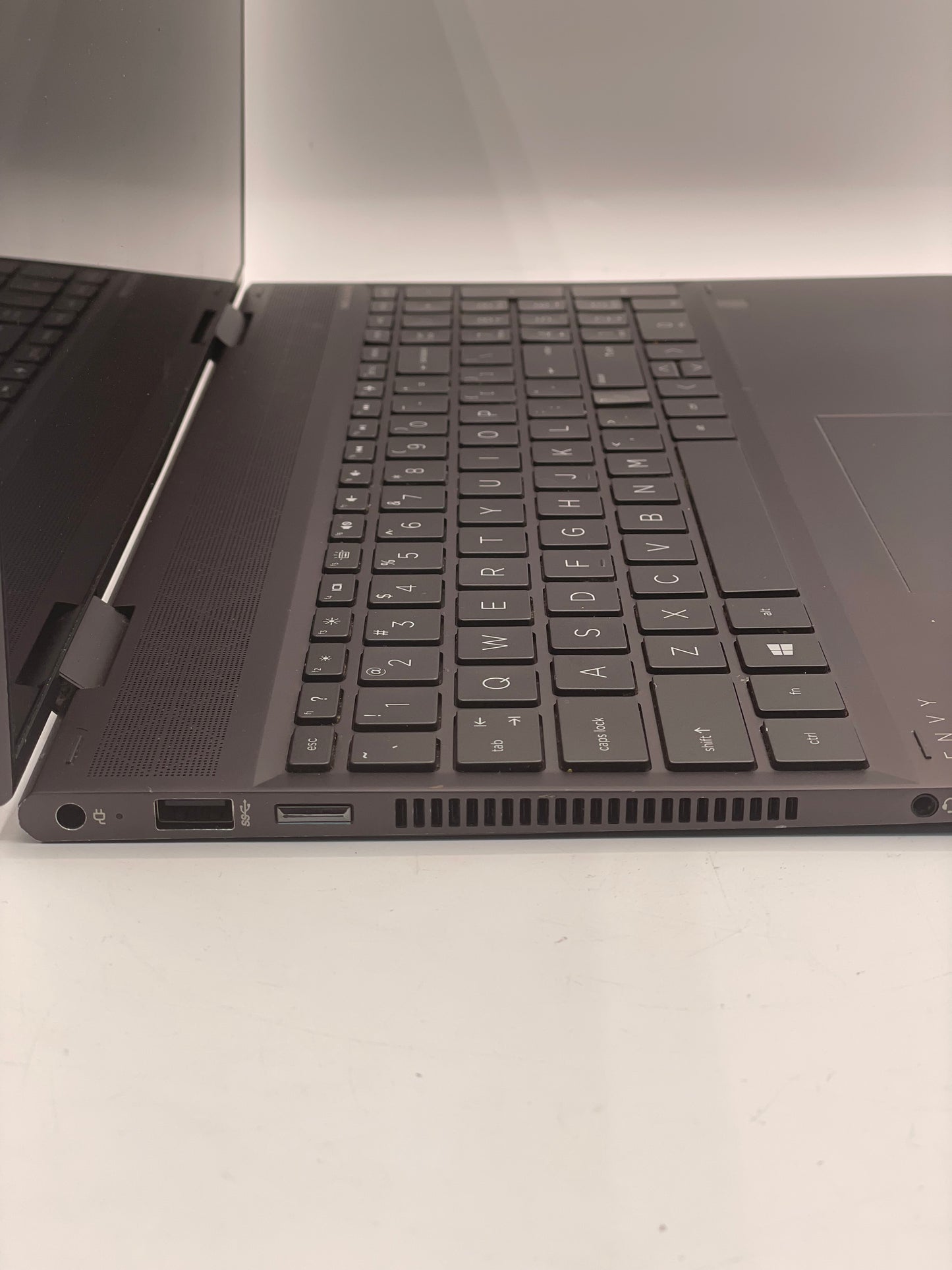 HP Envy x360 15.6" Laptop - AMD Ryzen 5 3500U 8GB RAM 256GB SSD 15M-DS0011DX