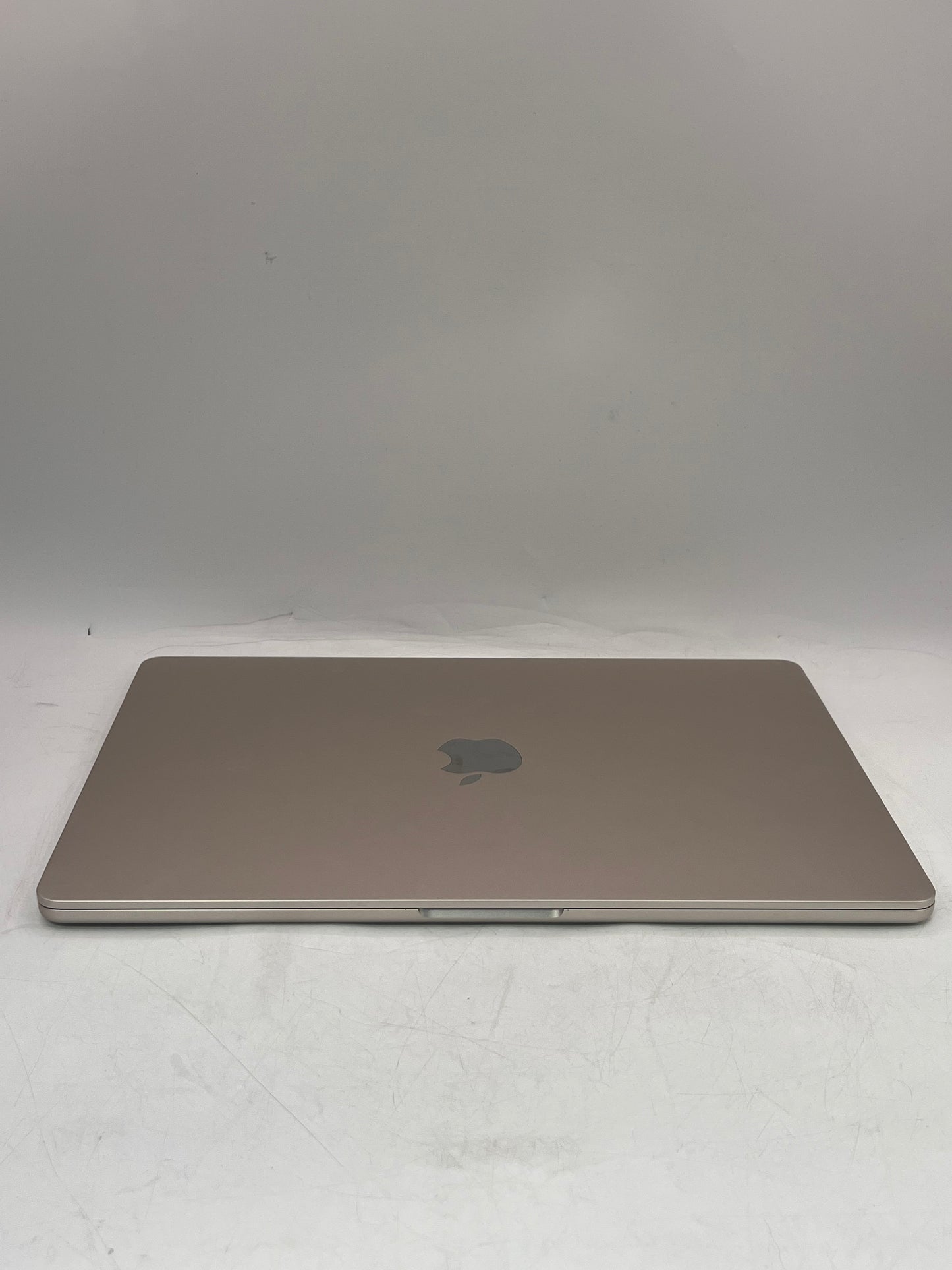 2023 Apple MacBook Air 15" M2 8GB RAM 256GB A2491 - Gold 5 CYCLE COUNT