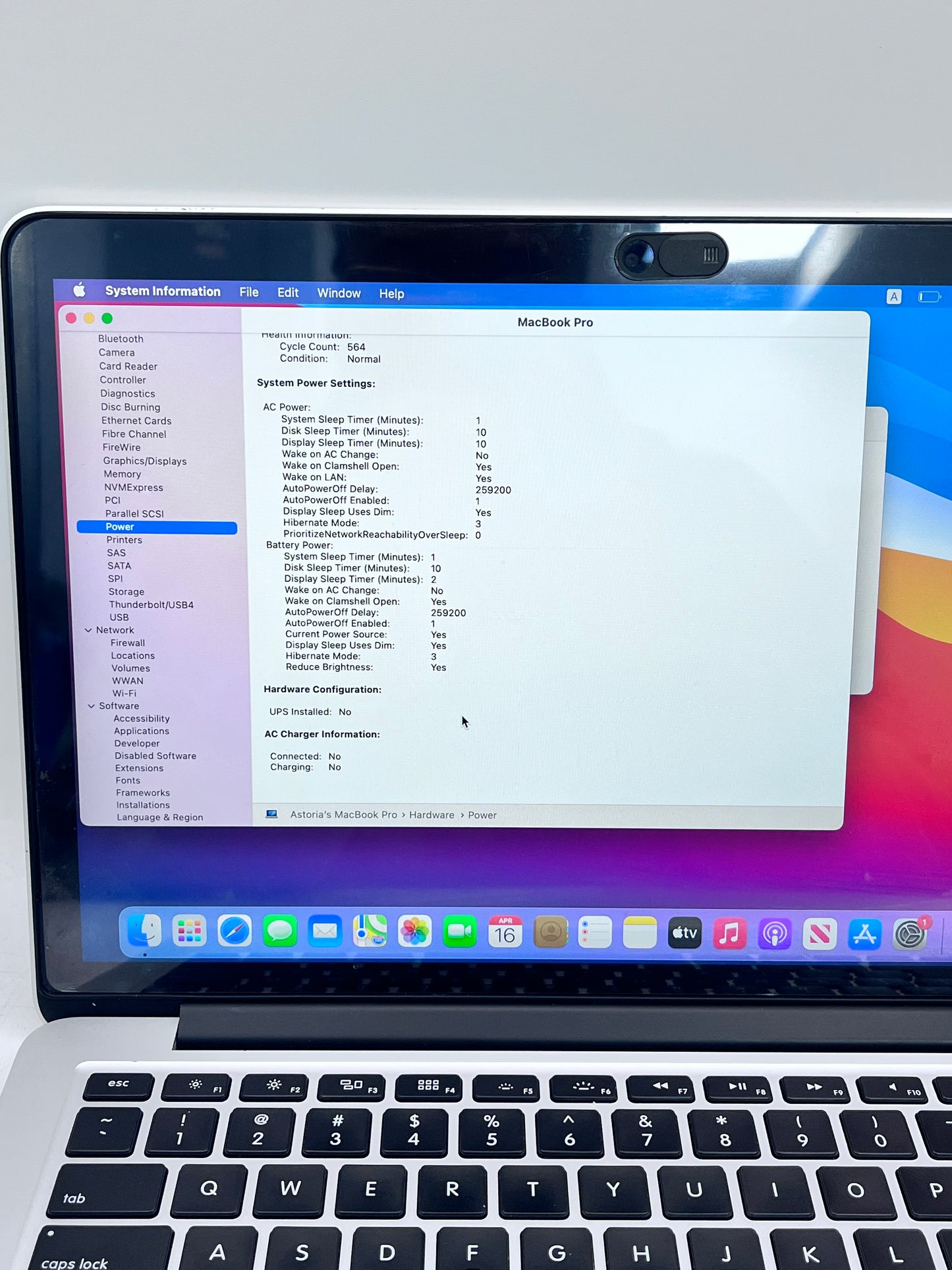 Apple MacBook Pro 13" A1502 (2015) - Core i5, 8GB RAM, 128GB SSD, Silver