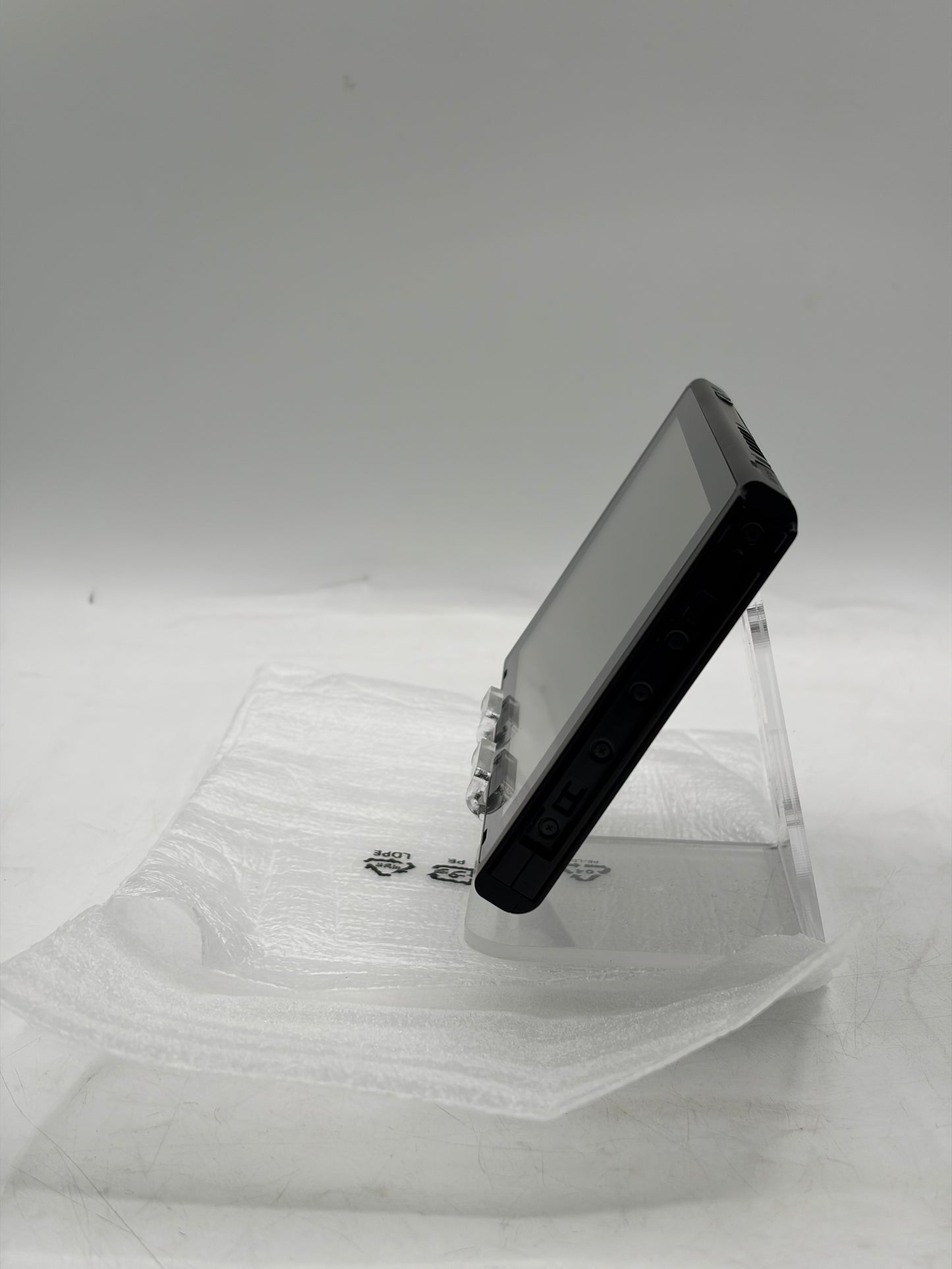 Nintendo Switch v2 32GB Console Gaming System HAC-001(-01) with Red/Blue Joycons