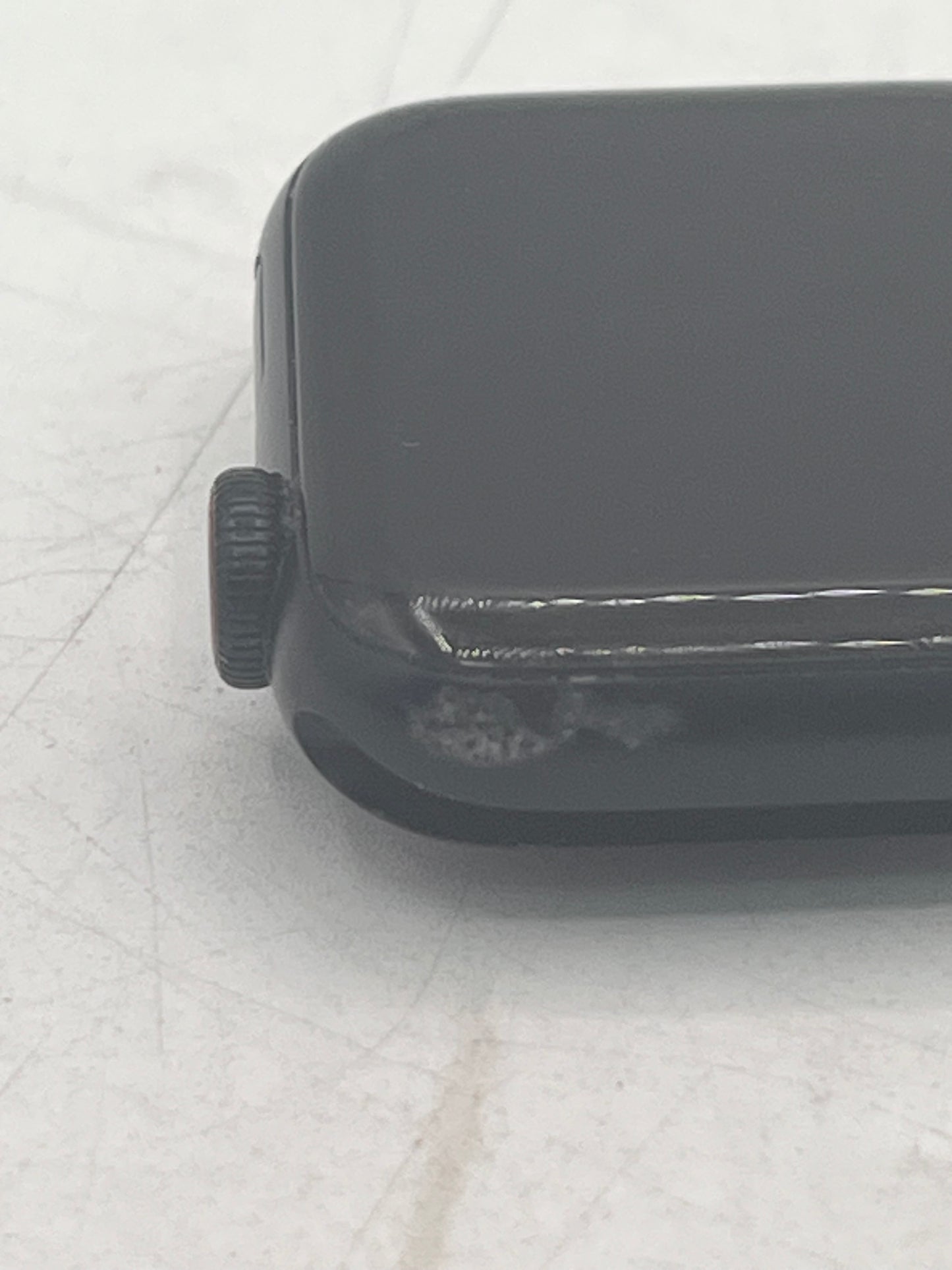 Unlocked 2022 Apple Watch SE 2 Cellular A2726 40mm Space Black Aluminum