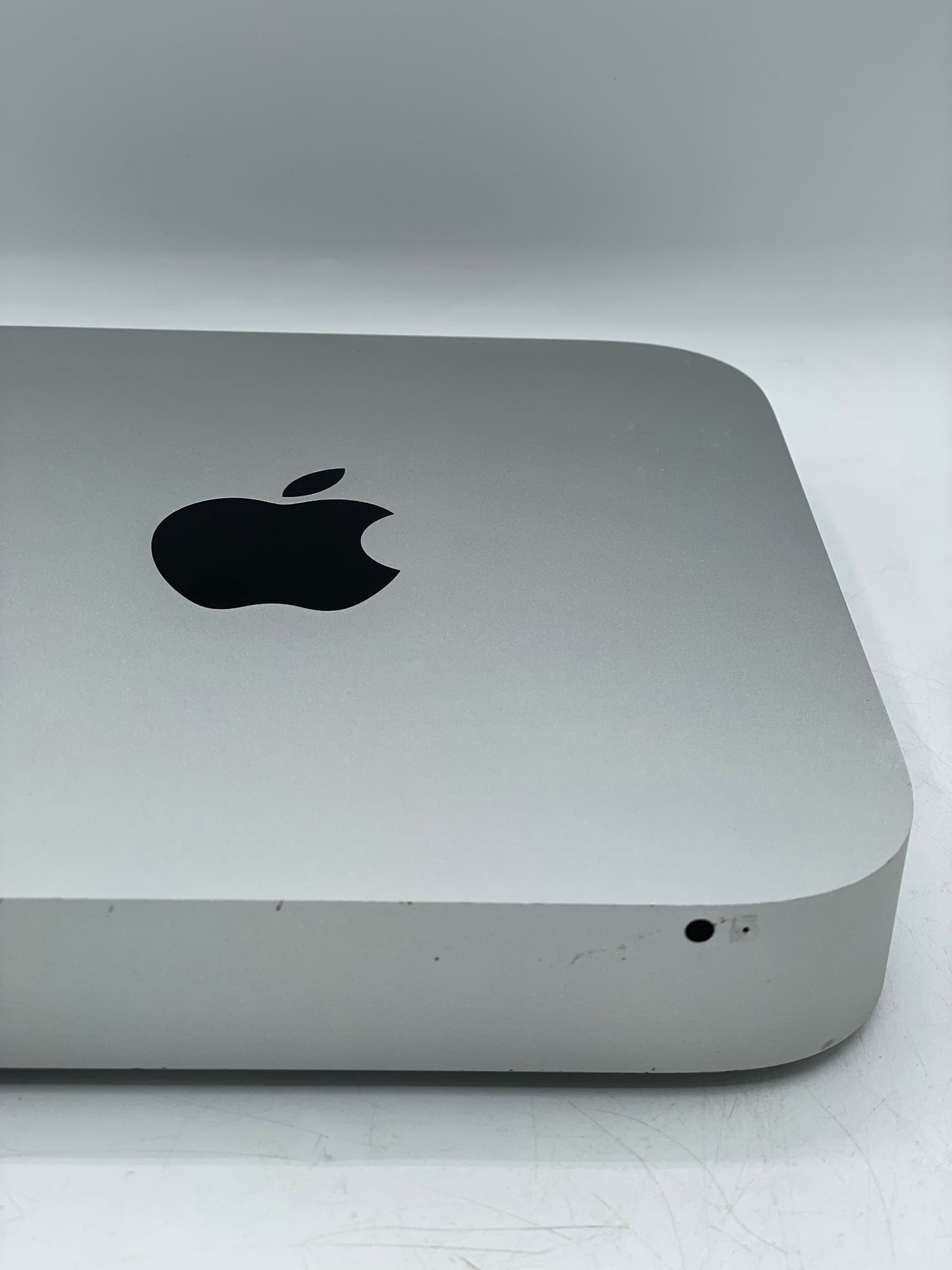 Apple Mac Mini A1347 - Silver - Core i5, 8GB 500 GB - Tested & Working