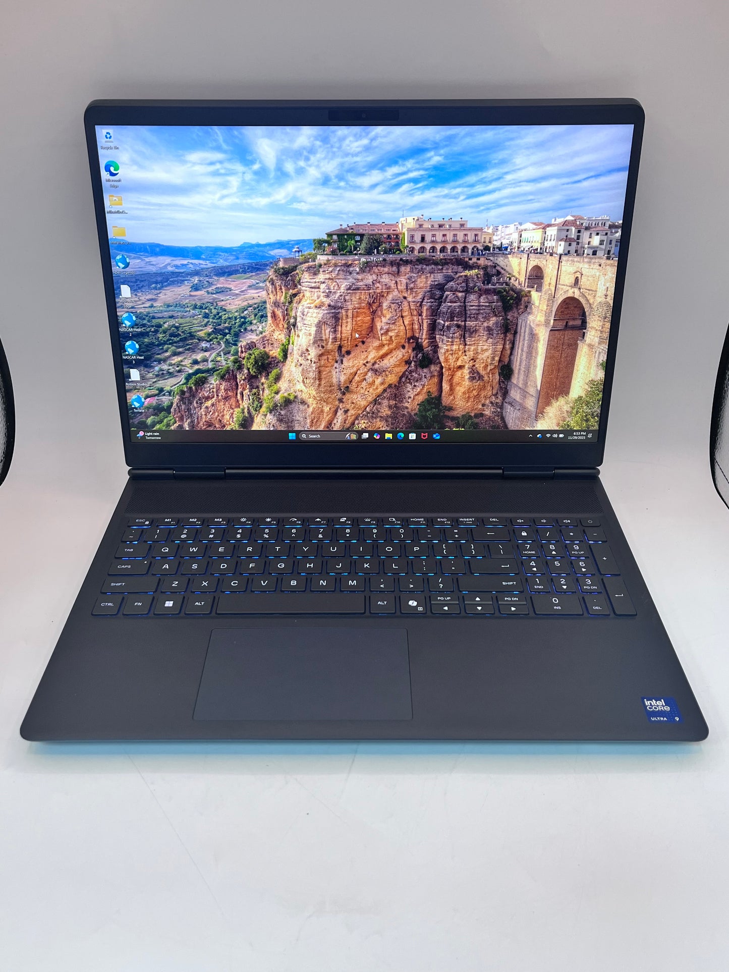 Dell Alienware 16X Aurora Ultra 9 275HX 32GB 1TB SSD RTX 5060 Intel AI Boost