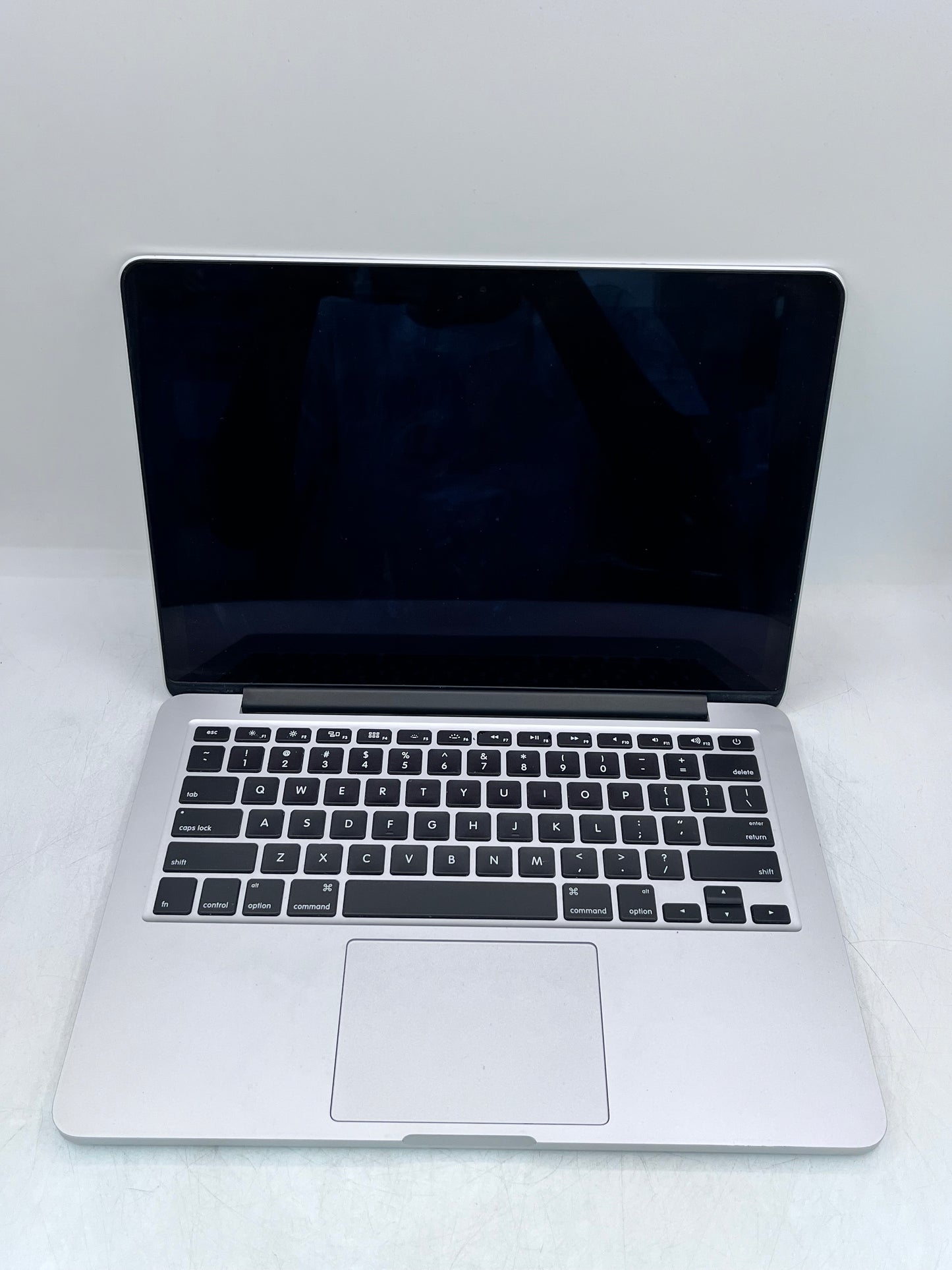 Apple MacBook Pro 13" A1502 2015 Intel Core i5  128GB - Silver READ