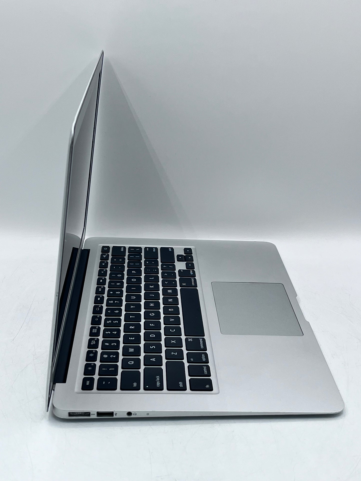 Apple MacBook Air 13" A1466 2012 Core i5, 128GB 4GB RAM - Silver -  Broken
