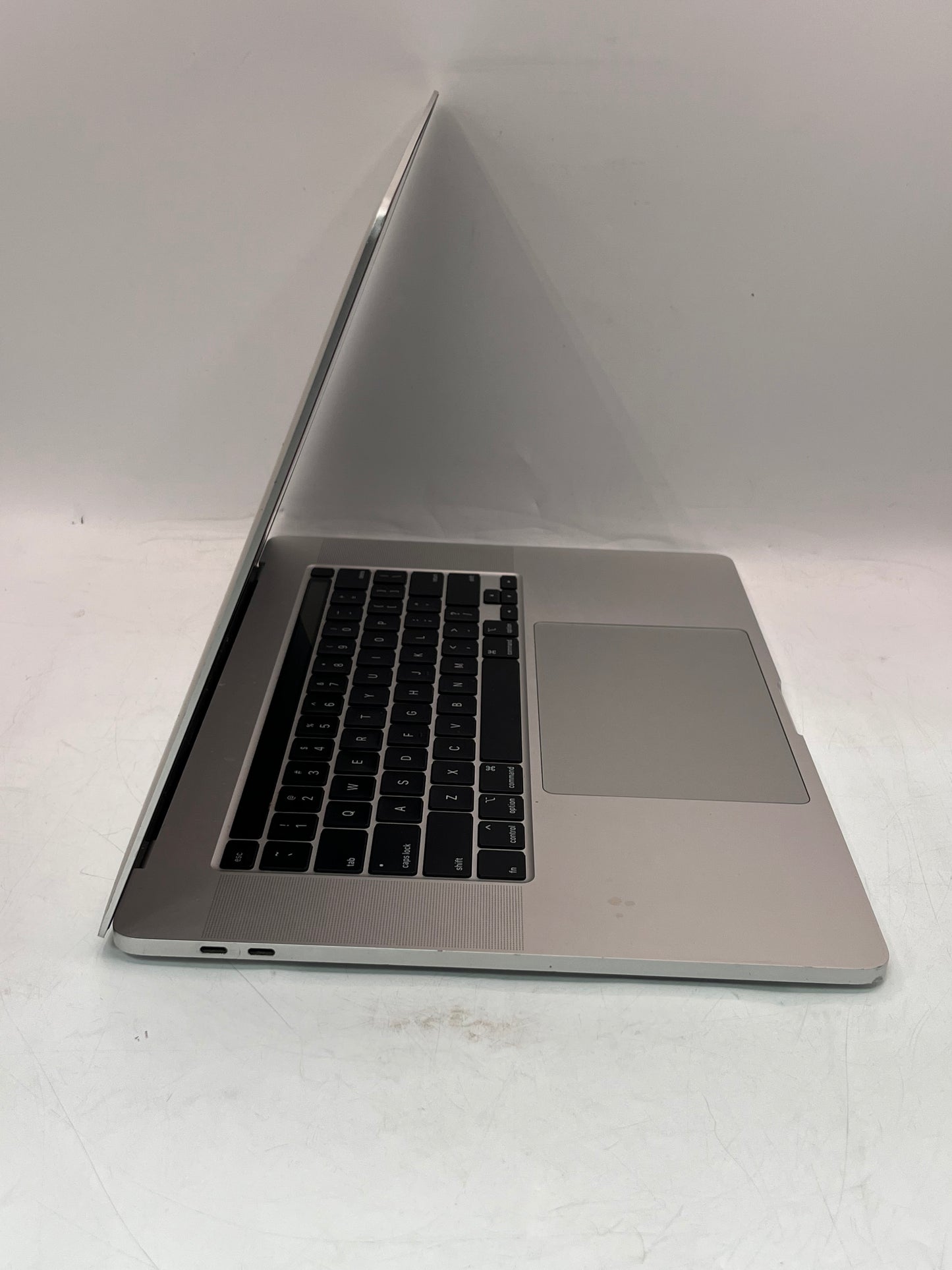 Apple MacBook Pro 16" A2141 2019 Core i9 32GB 1TB Silver NO OS