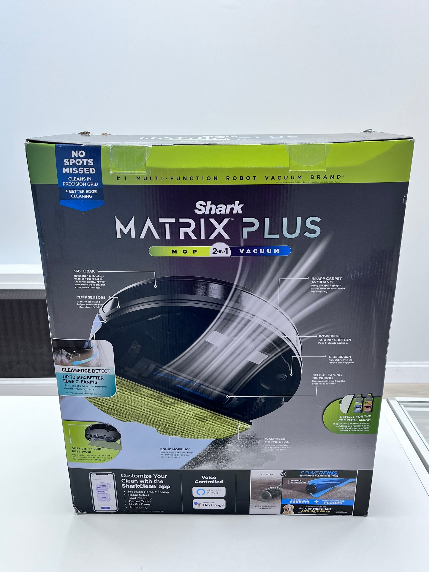 Shark Matrix Plus 2-in-1 Robot Vacuum & Mop/  / RV2610WD - New in Box - Black