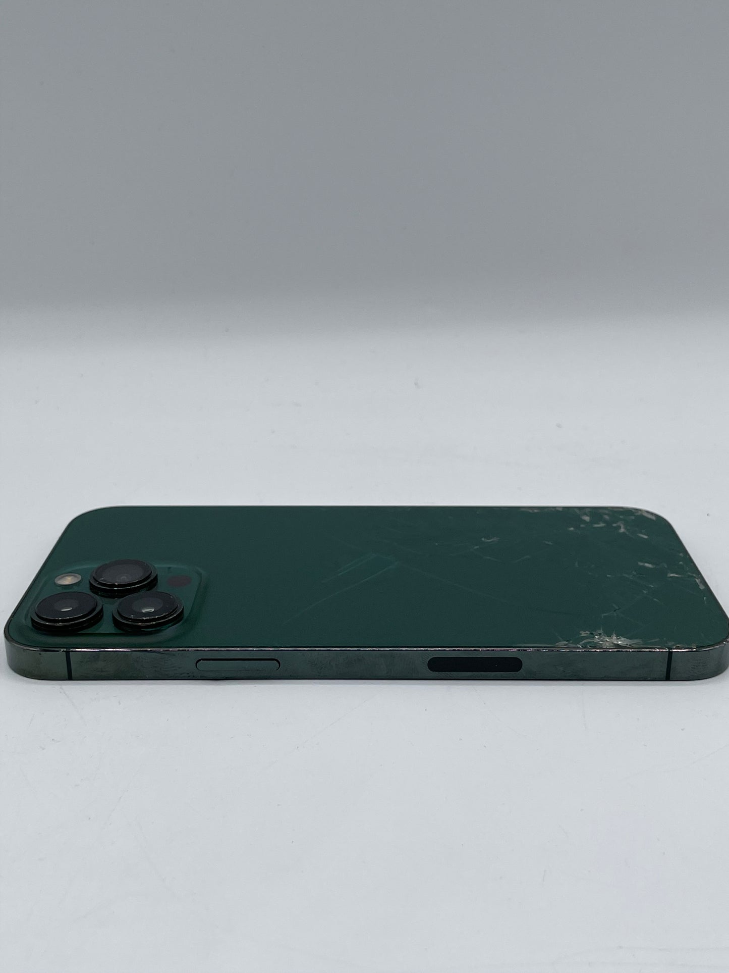 Apple iPhone 13 Pro Max 128GB Unlocked - Green - Cracked Back 99% Battery