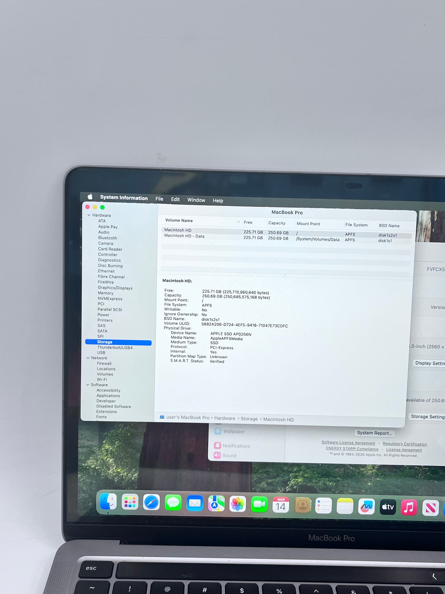 Apple MacBook Pro 13" A2289 2020 256GB 8GB -  Space Gray