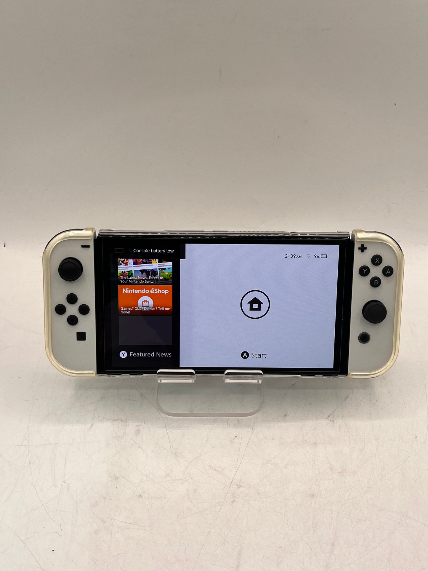 Nintendo Switch OLED (HEG-001) 2021 64GB Black & White Joycons