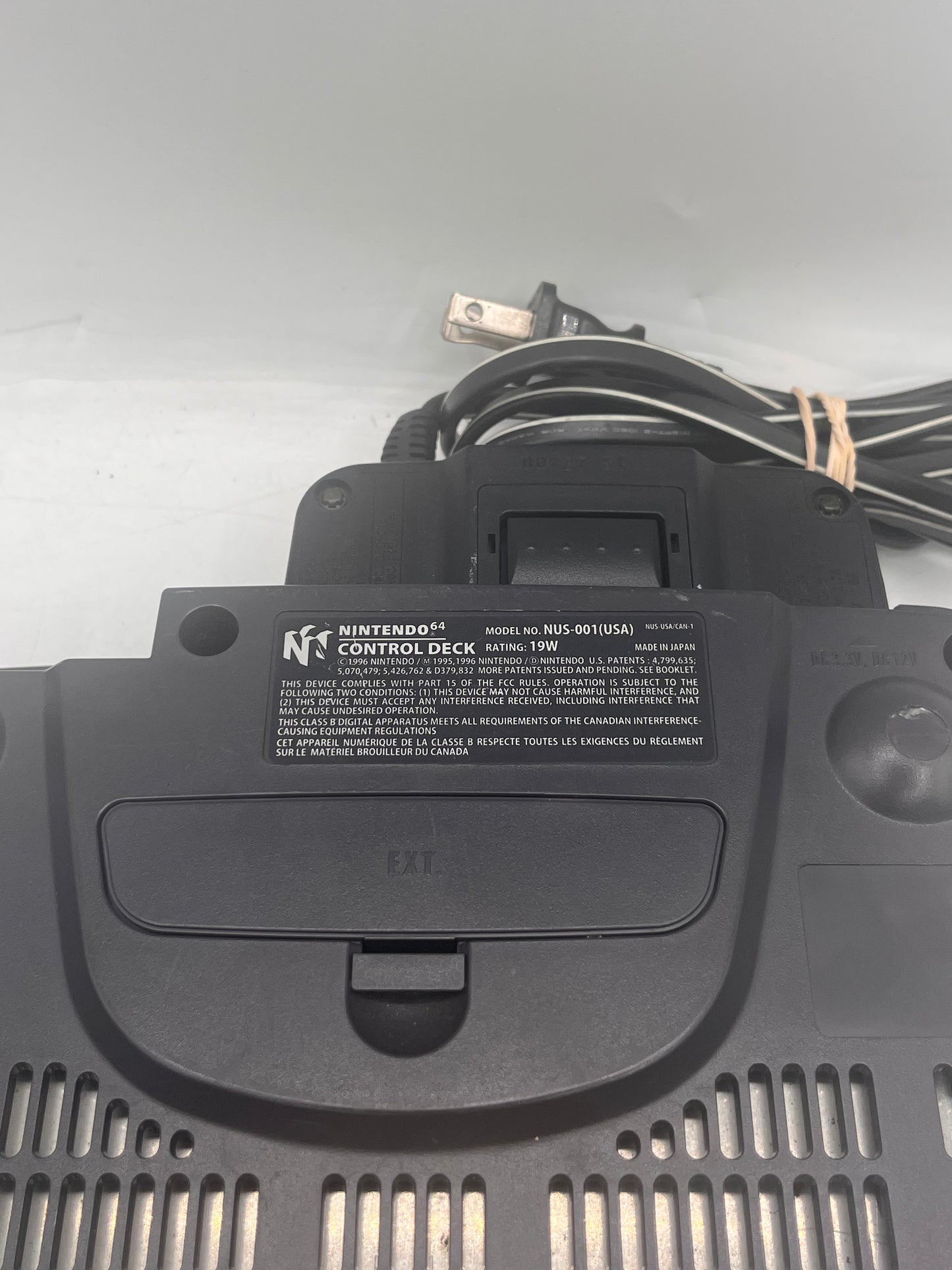 Nintendo 64 N64 NUS-001 1996 Video Game System Black